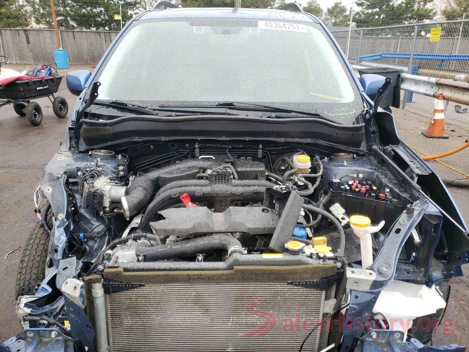 JF2SJAGC4JH407187 2018 SUBARU FORESTER