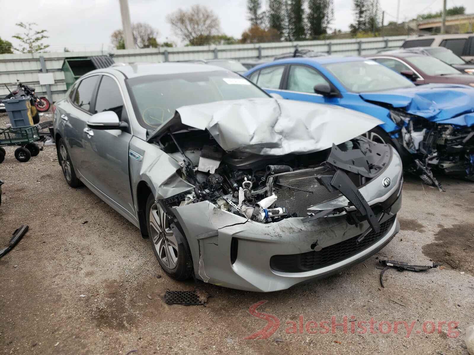 KNAGU4LC4H5004564 2017 KIA OPTIMA