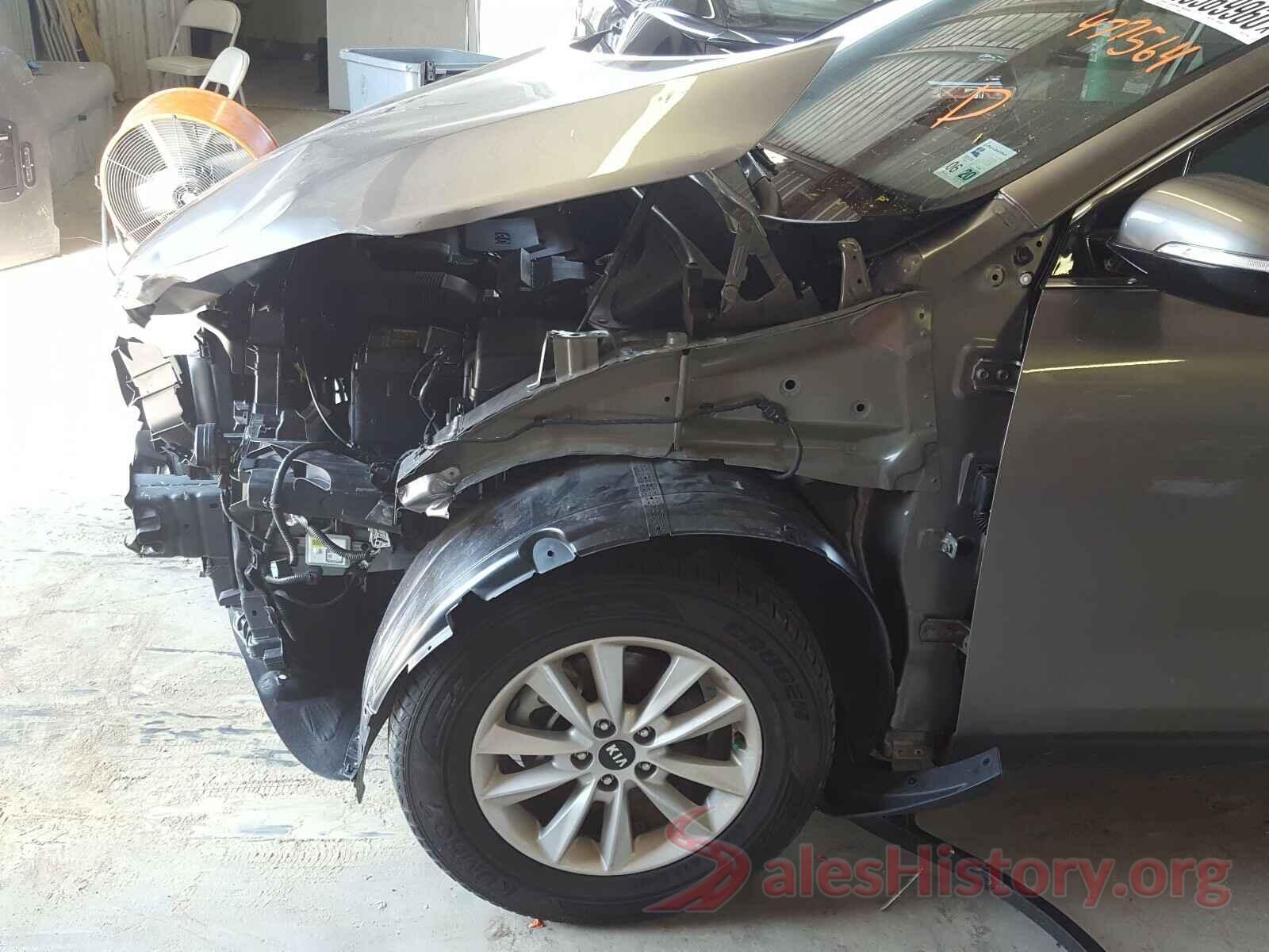 5XYPG4A37KG477564 2019 KIA SORENTO