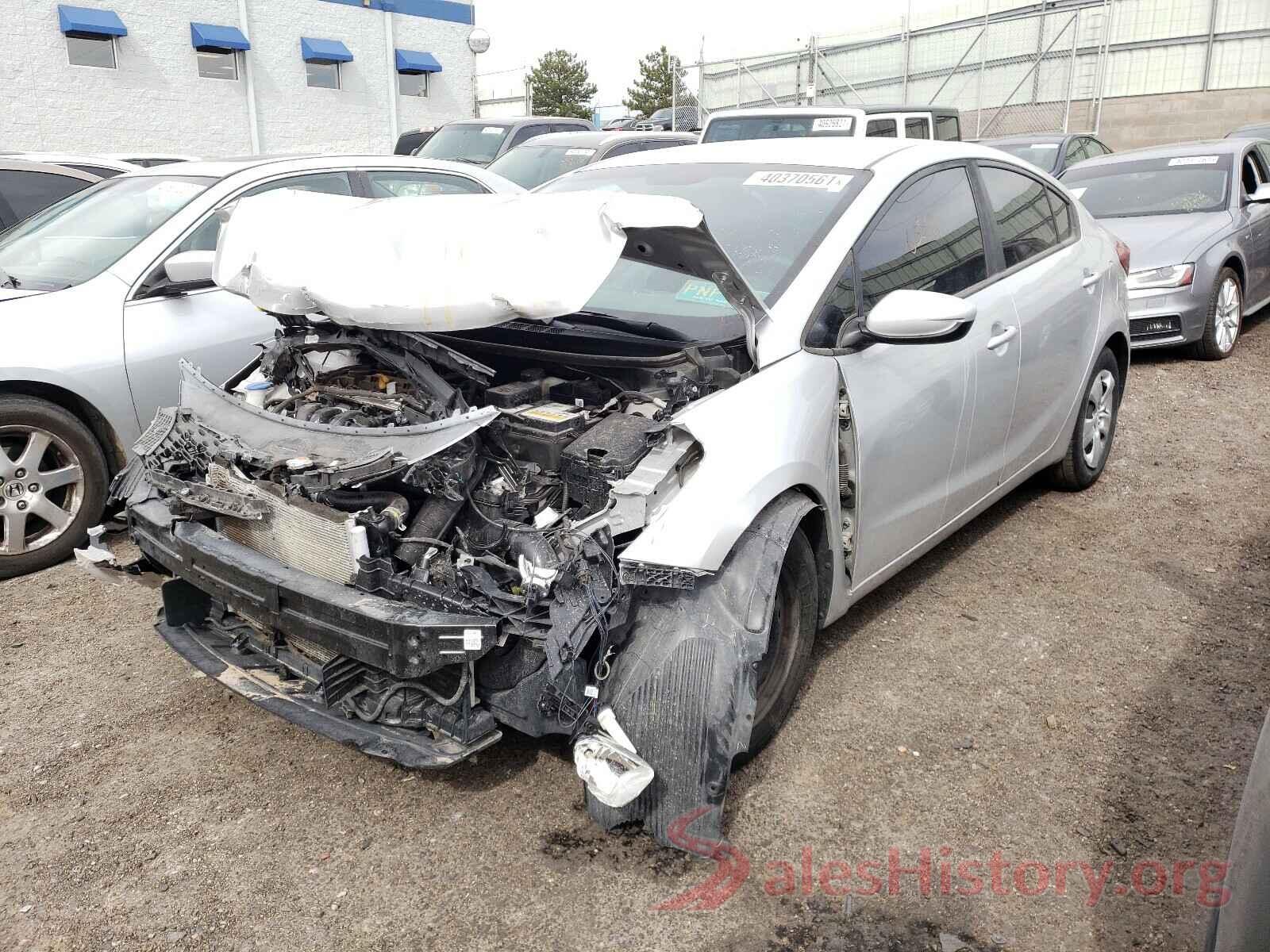 3KPFL4A74JE206287 2018 KIA FORTE