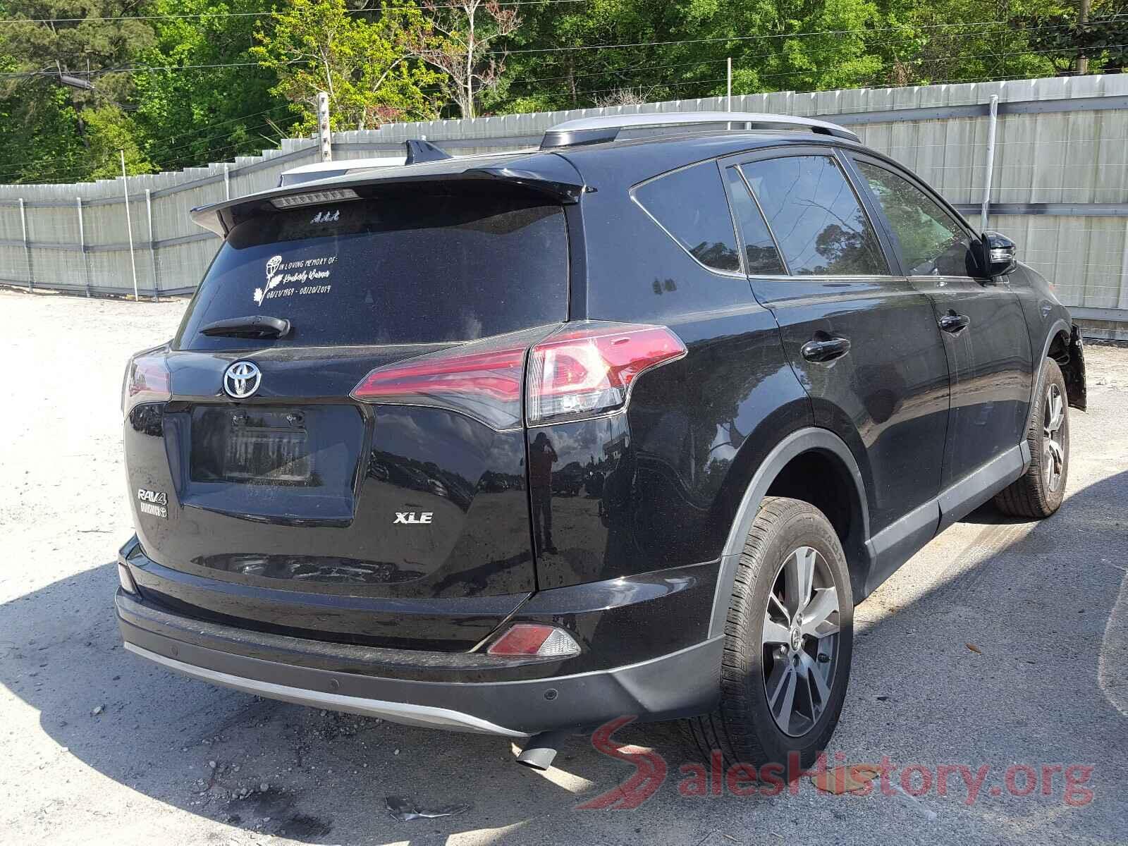 2T3WFREV1JW486798 2018 TOYOTA RAV4