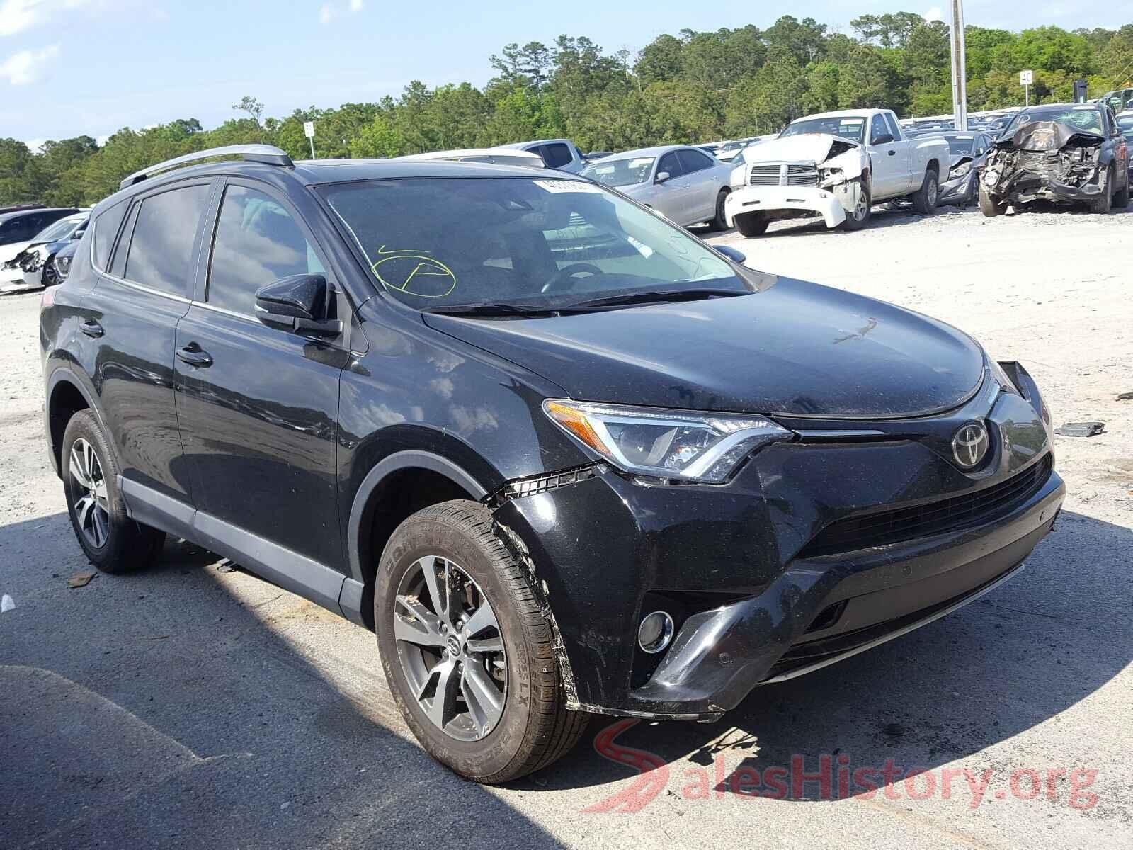 2T3WFREV1JW486798 2018 TOYOTA RAV4