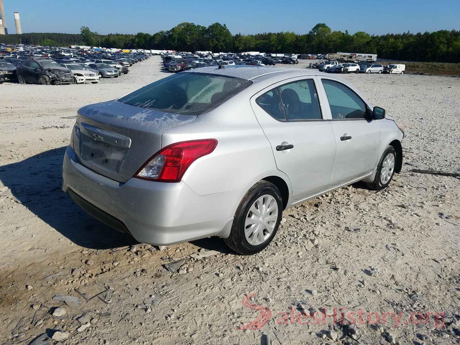 3N1CN7AP6KL821745 2019 NISSAN VERSA