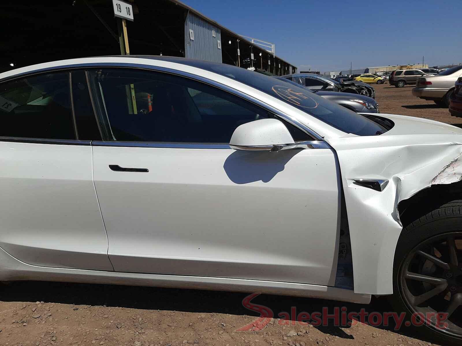 5YJ3E1EA1KF401695 2019 TESLA MODEL 3