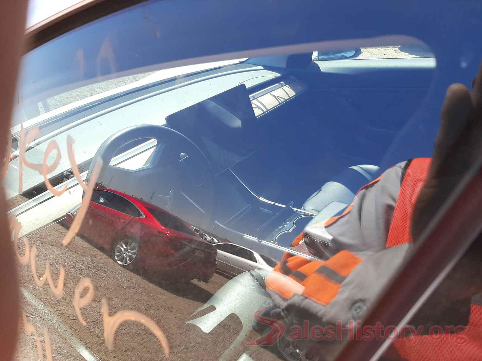 5YJ3E1EA1KF401695 2019 TESLA MODEL 3