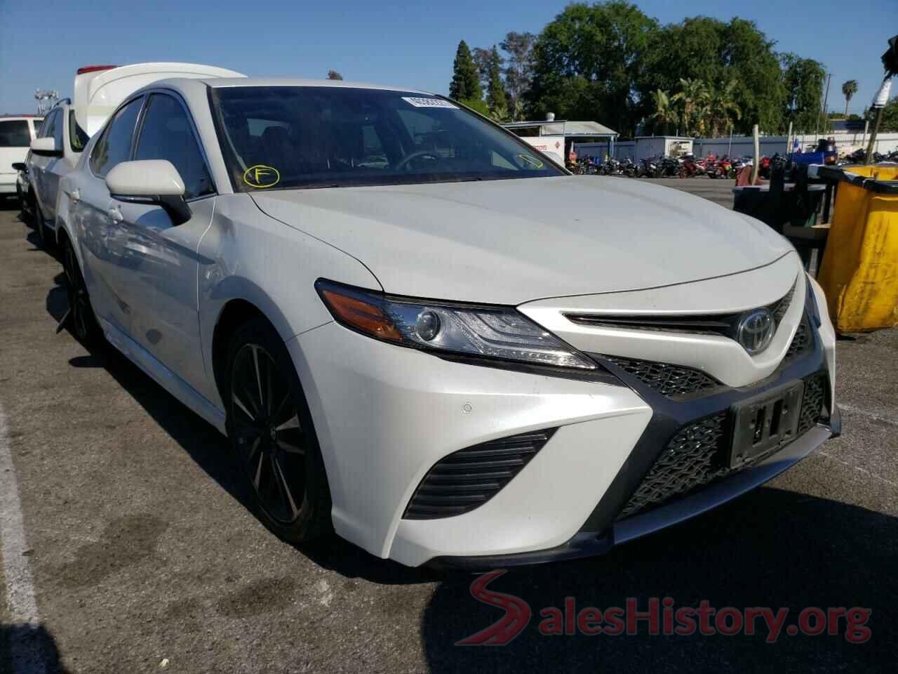 4T1B61HK6JU140773 2018 TOYOTA CAMRY