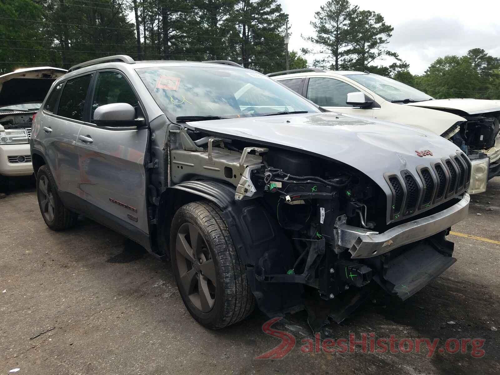 1C4PJLCB8HW523933 2017 JEEP CHEROKEE