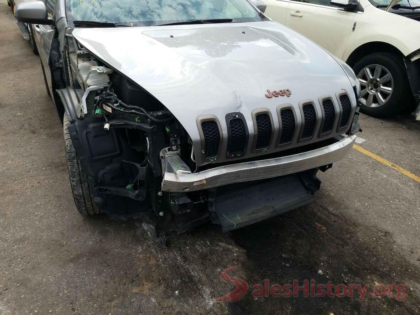 1C4PJLCB8HW523933 2017 JEEP CHEROKEE