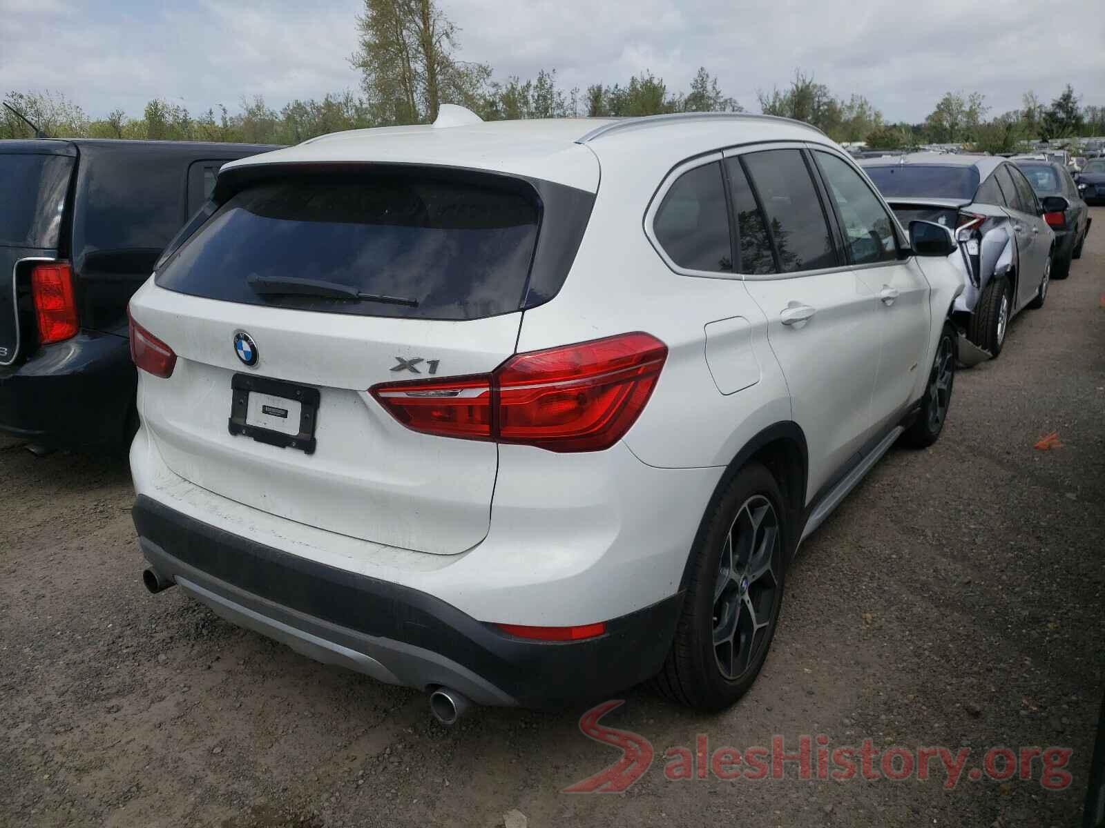 WBXHT3C37J5L26676 2018 BMW X1