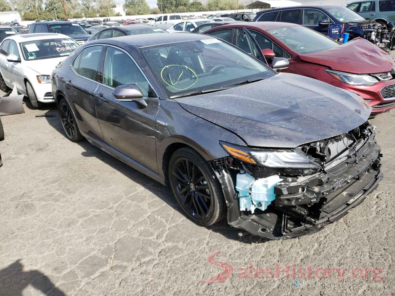 4T1K31AK2MU551160 2021 TOYOTA CAMRY