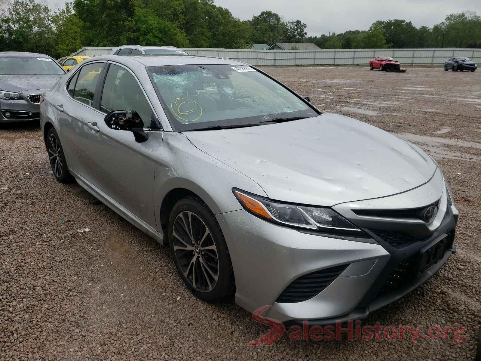 JTNB11HK9J3038839 2018 TOYOTA CAMRY