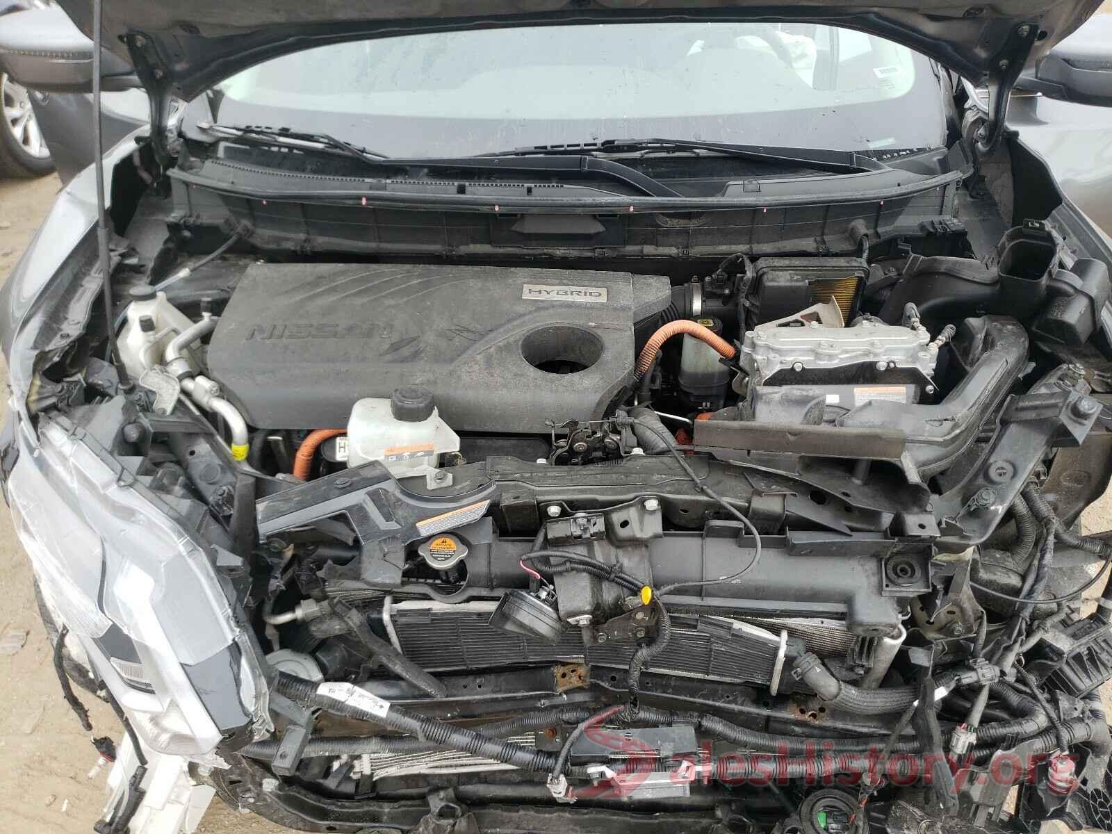 5N1ET2MT6JC852412 2018 NISSAN ROGUE