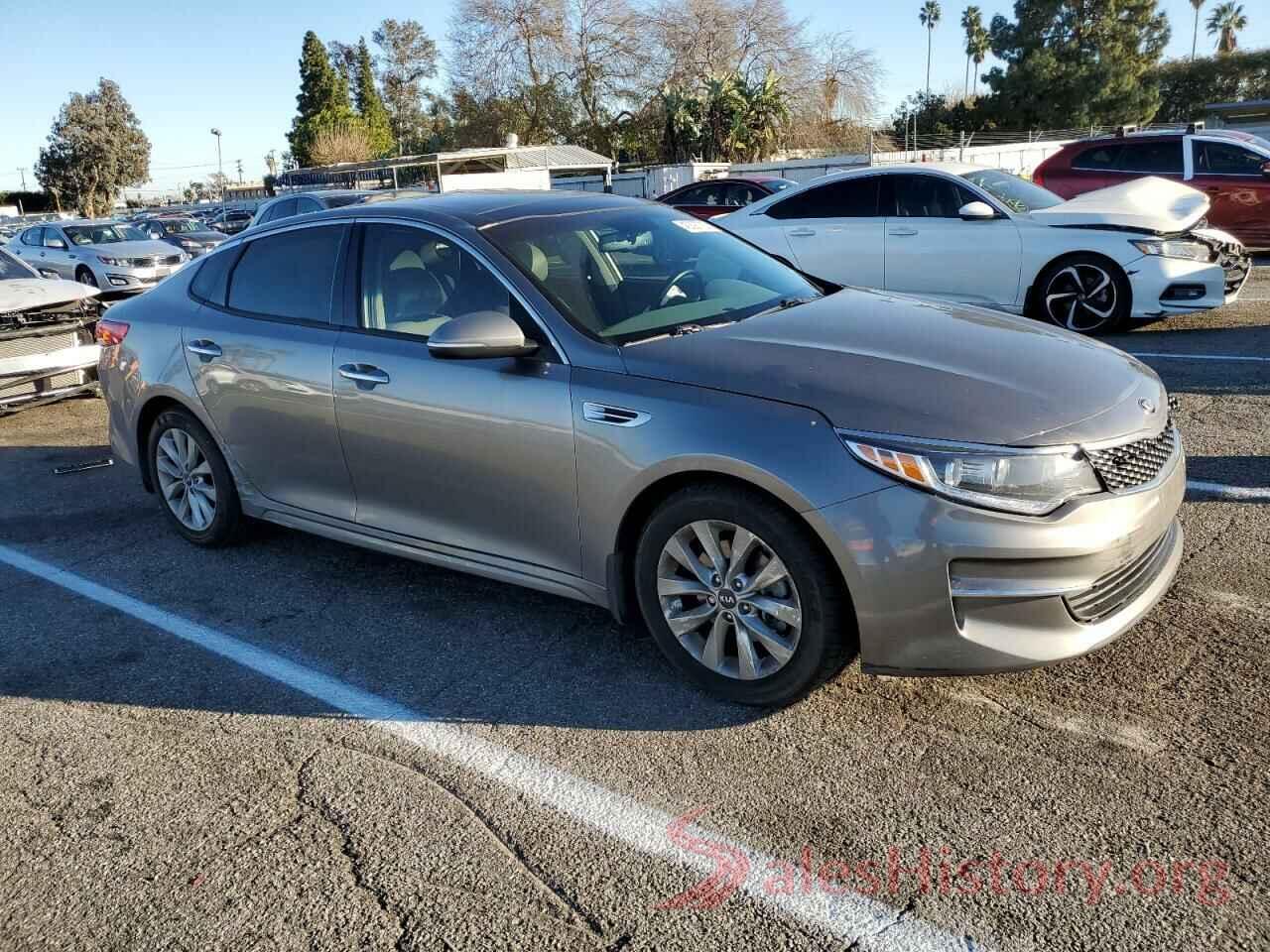 5XXGU4L37JG212264 2018 KIA OPTIMA