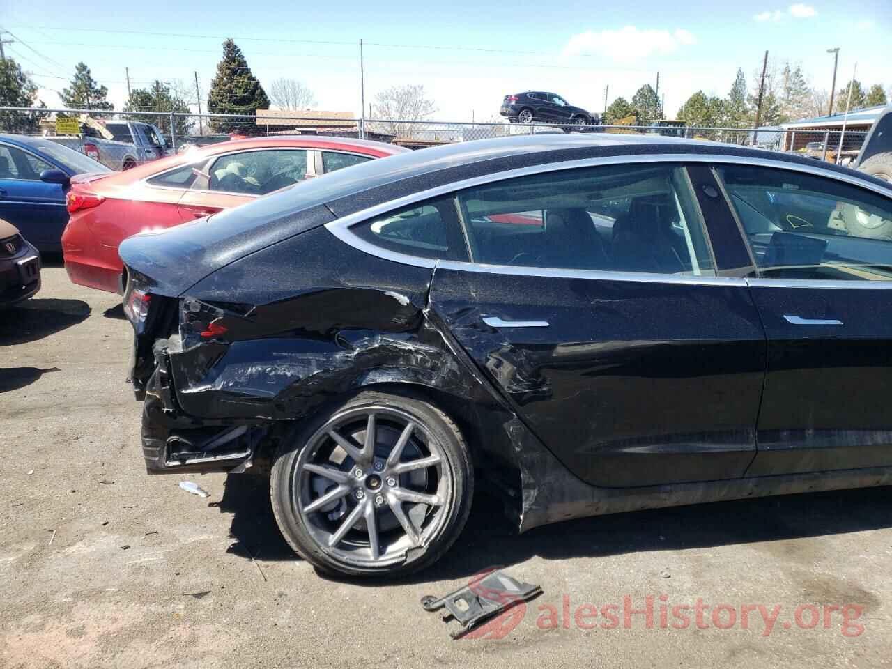 5YJ3E1EA4KF361645 2019 TESLA MODEL 3