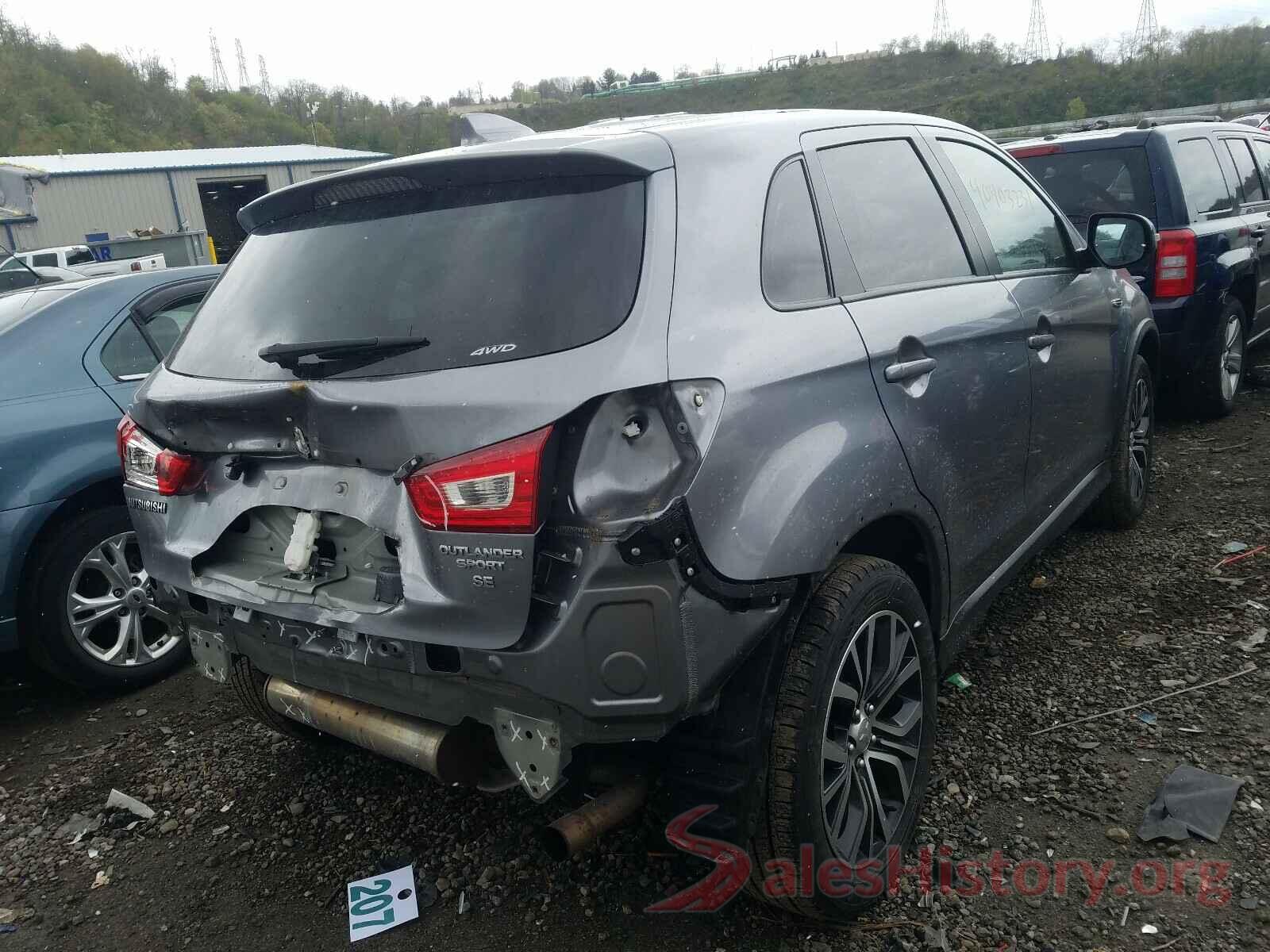 JA4AR3AW7JZ011955 2018 MITSUBISHI OUTLANDER