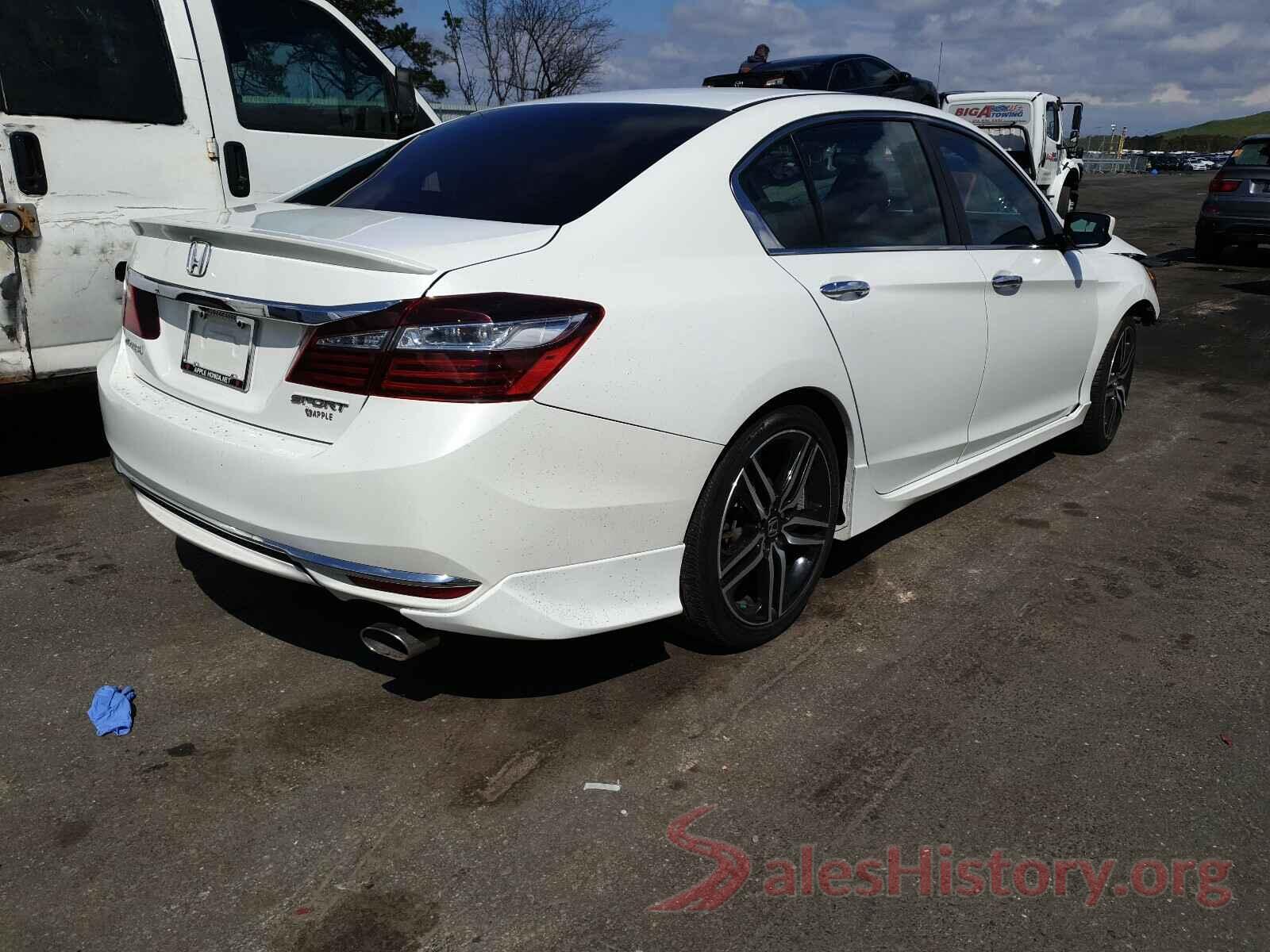 1HGCR2F52HA285597 2017 HONDA ACCORD