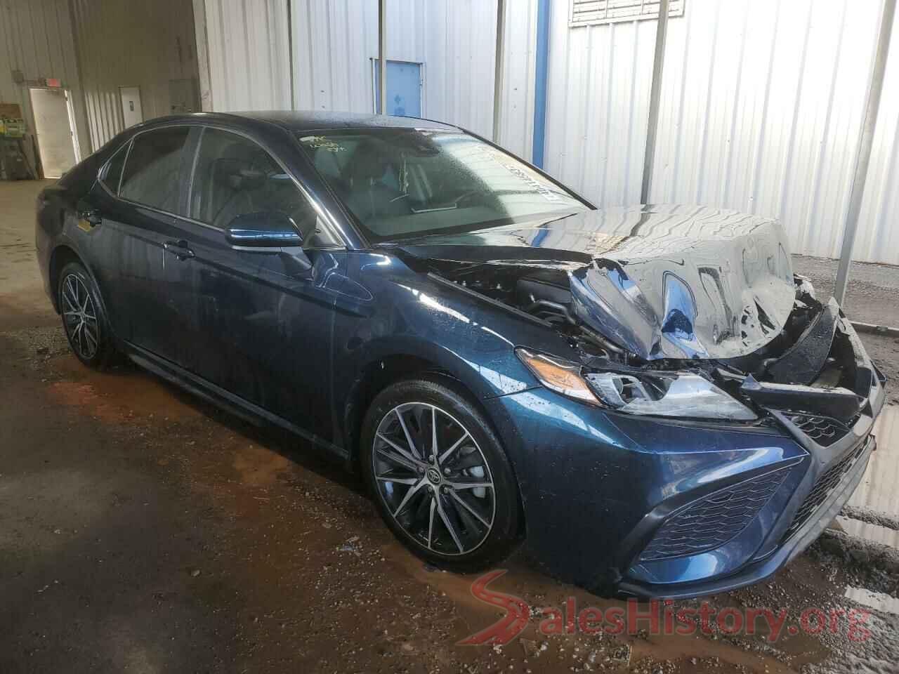 4T1G11AK1MU520378 2021 TOYOTA CAMRY