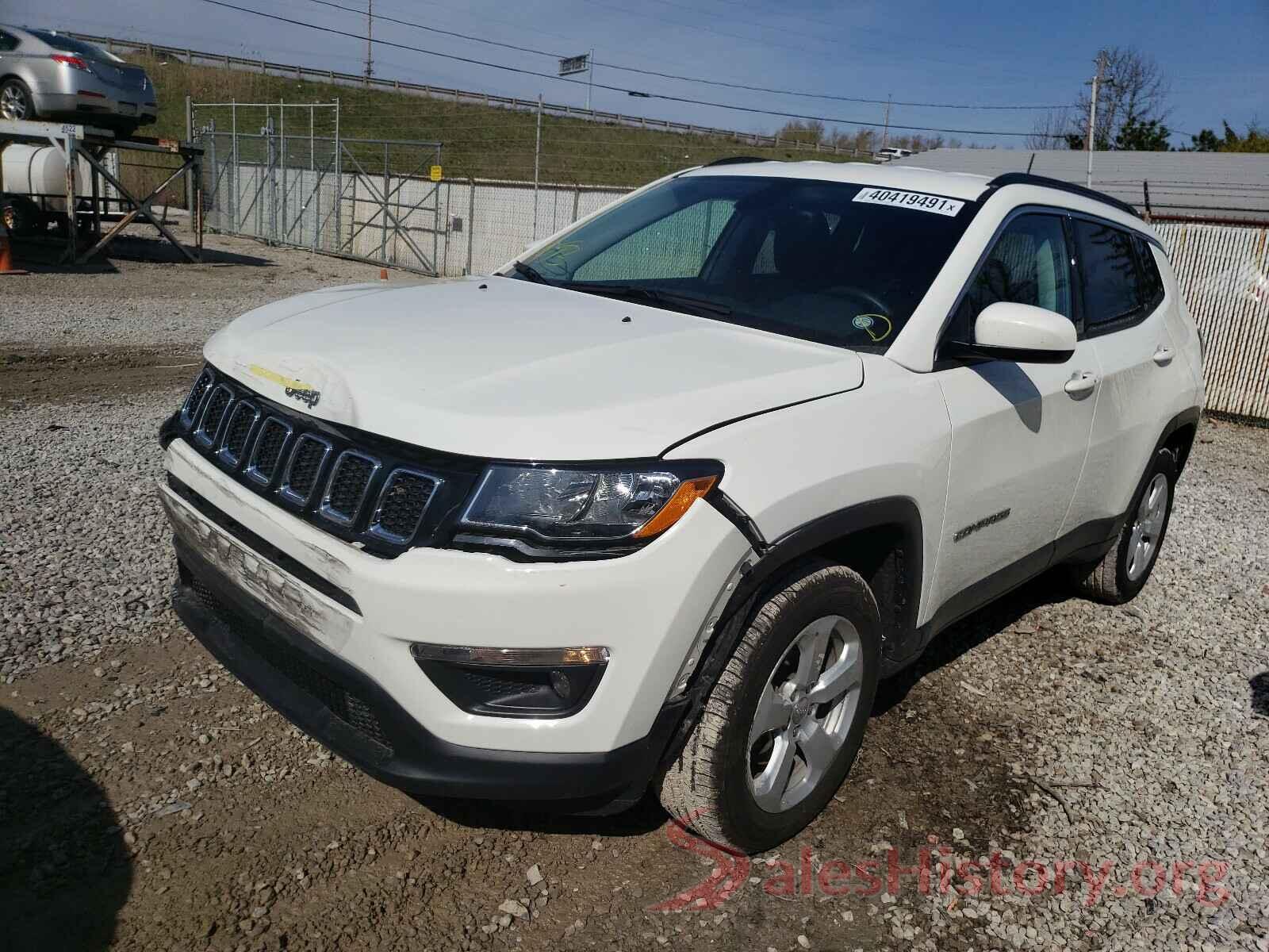 3C4NJDBB2JT366233 2018 JEEP COMPASS