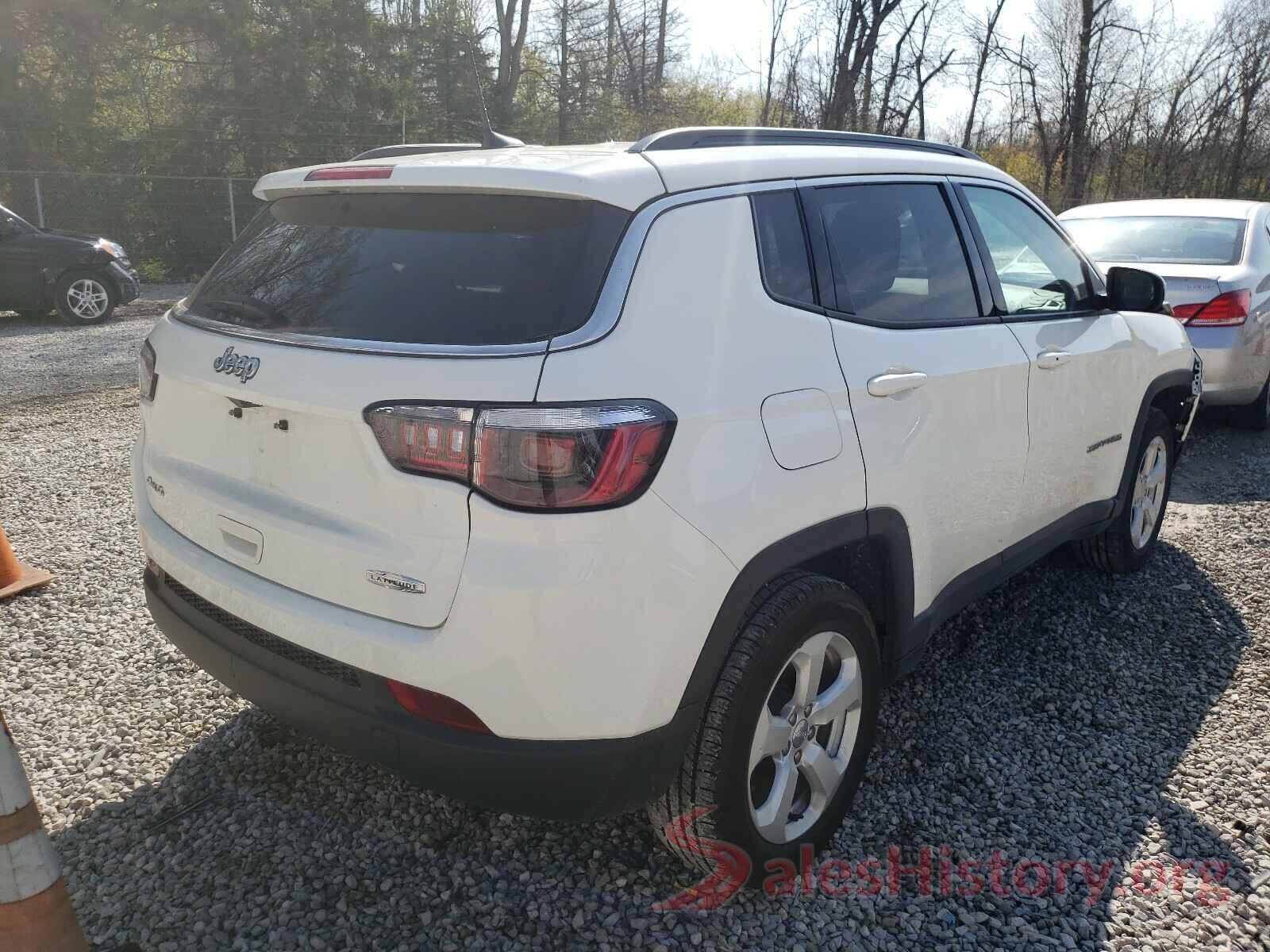 3C4NJDBB2JT366233 2018 JEEP COMPASS