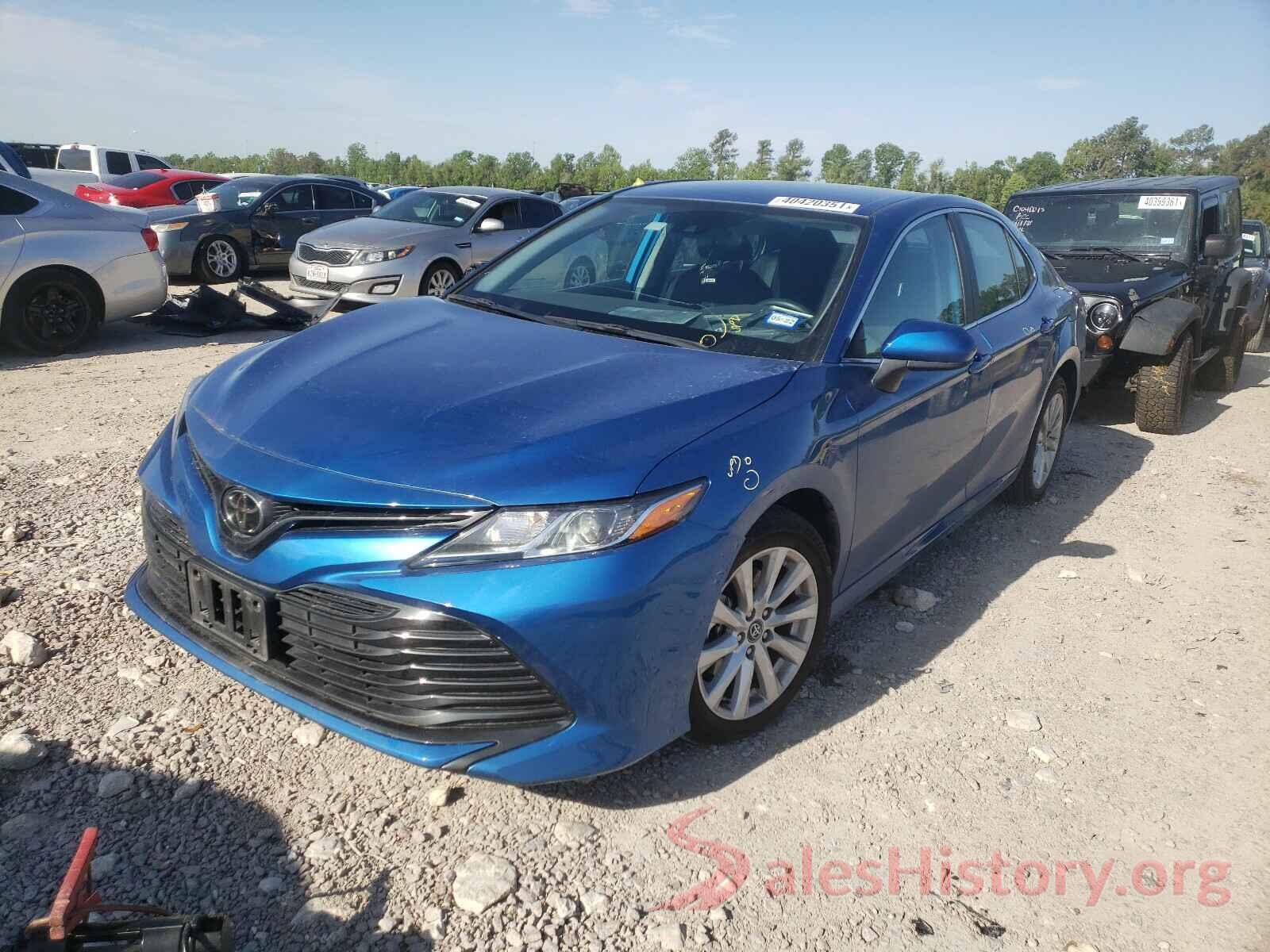 4T1C11AK2LU329503 2020 TOYOTA CAMRY