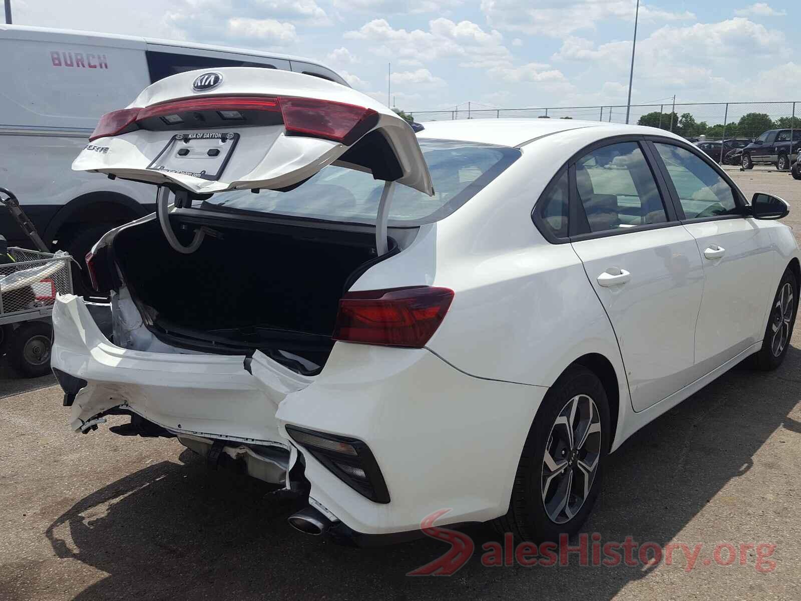 3KPF24AD5KE135210 2019 KIA FORTE