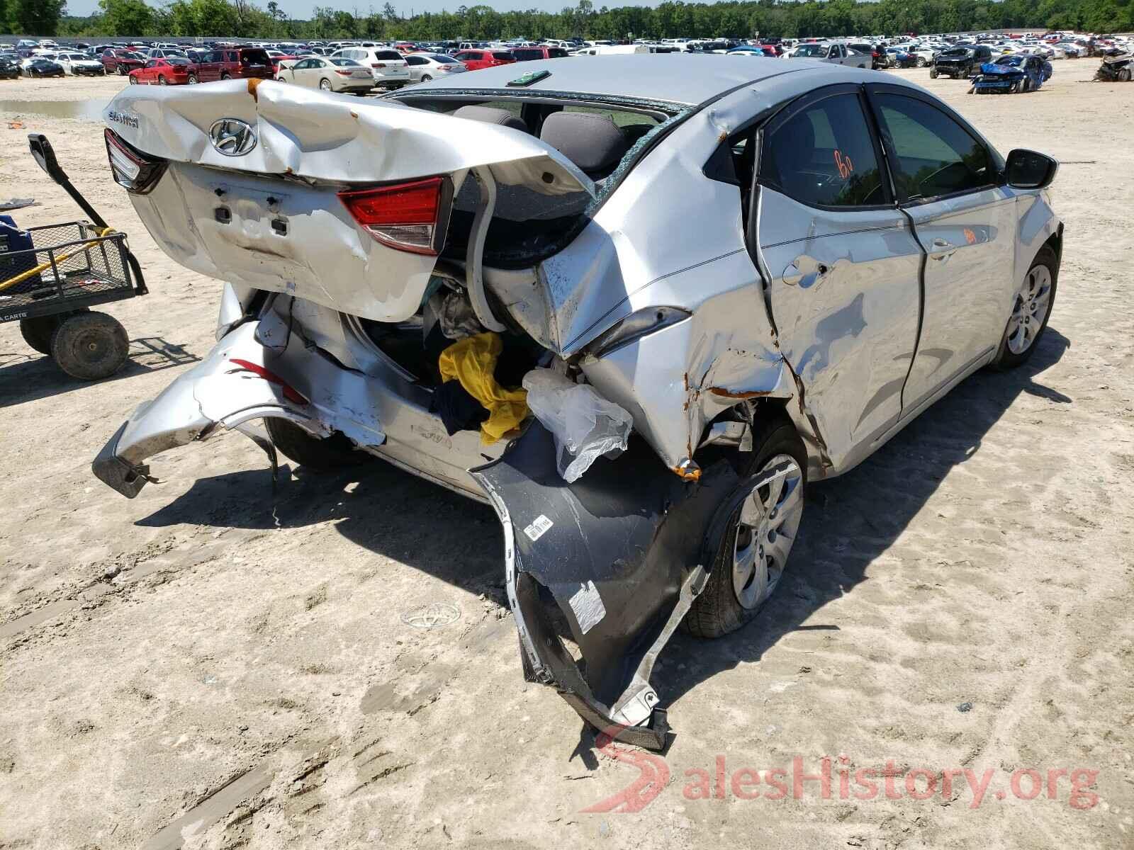 5NPDH4AE3GH798048 2016 HYUNDAI ELANTRA