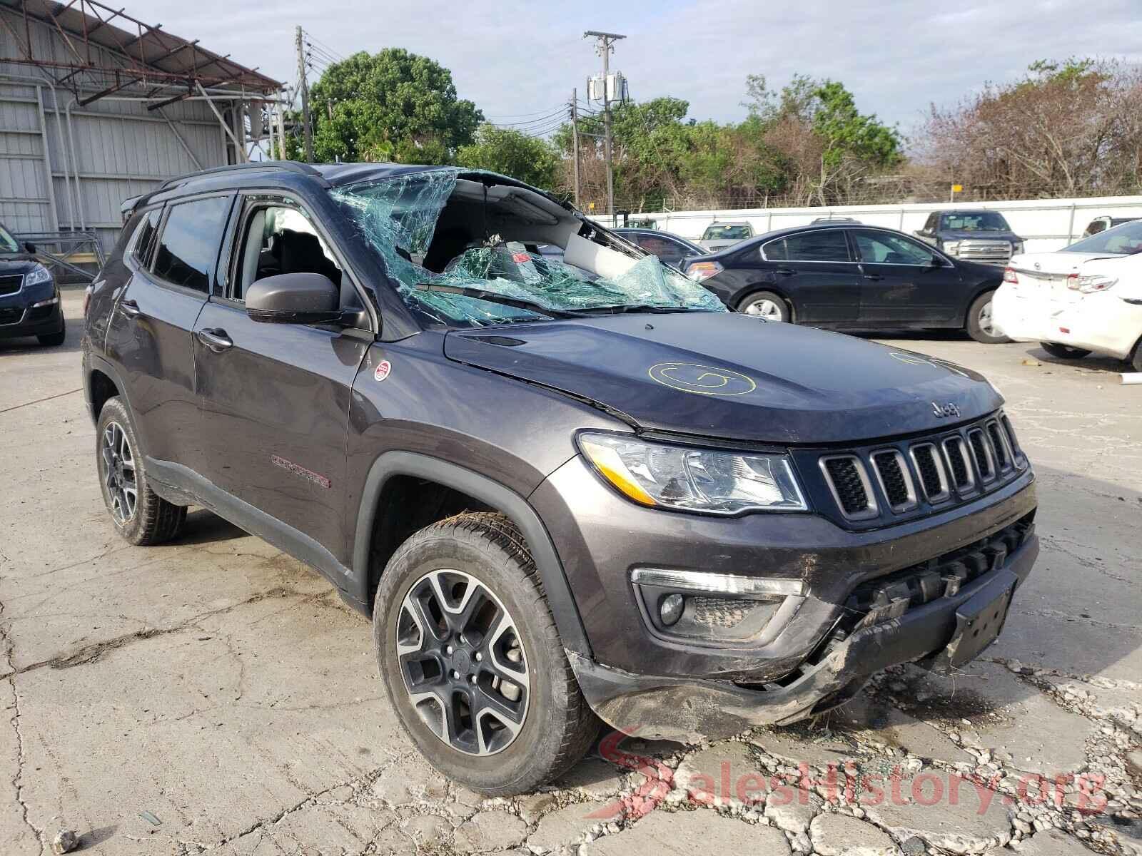 3C4NJDDB5KT622377 2019 JEEP COMPASS