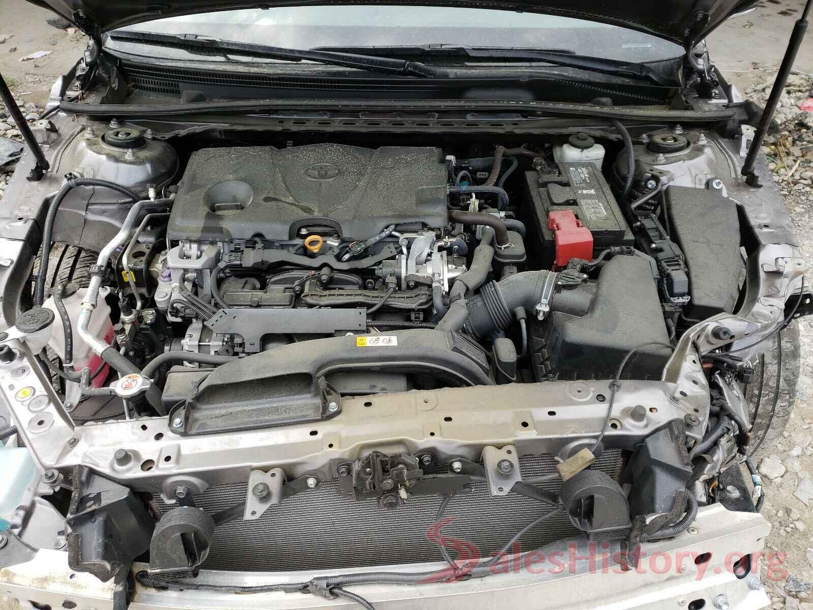 4T1B11HK2JU145807 2018 TOYOTA CAMRY