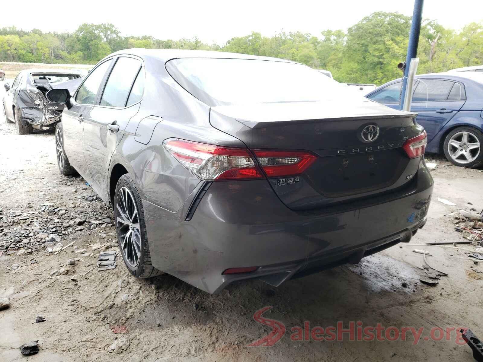 4T1B11HK2JU145807 2018 TOYOTA CAMRY