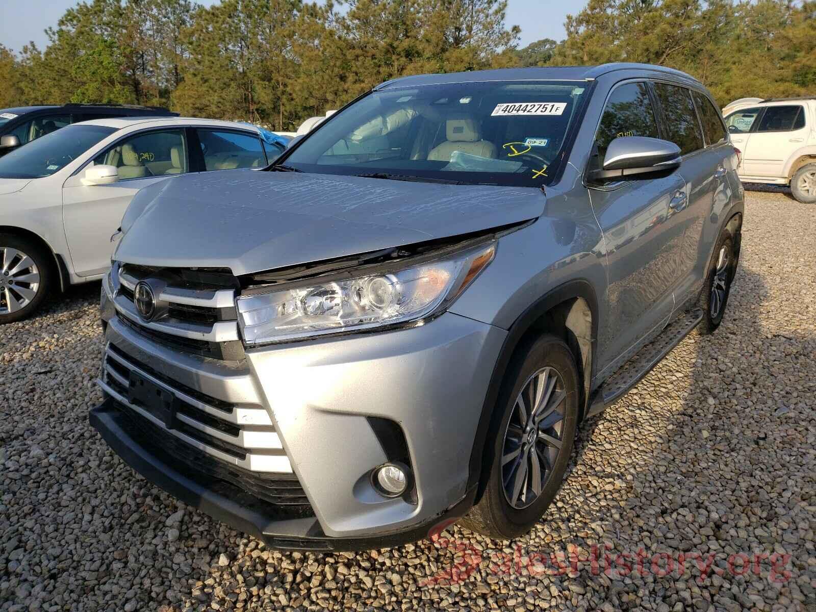 5TDKZRFH2HS522718 2017 TOYOTA HIGHLANDER