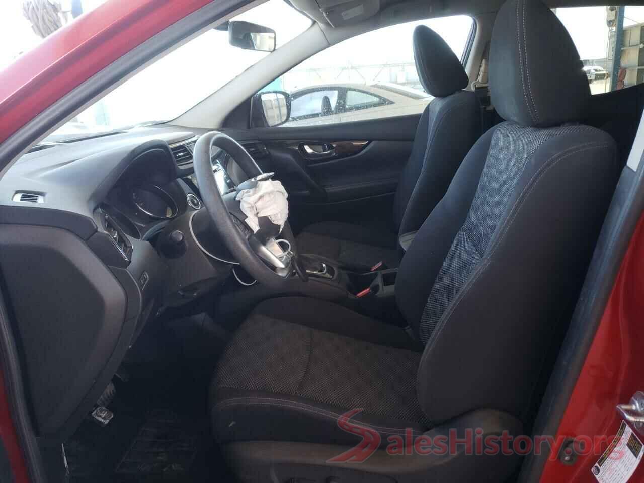 JN1BJ1CR2JW208758 2018 NISSAN ROGUE