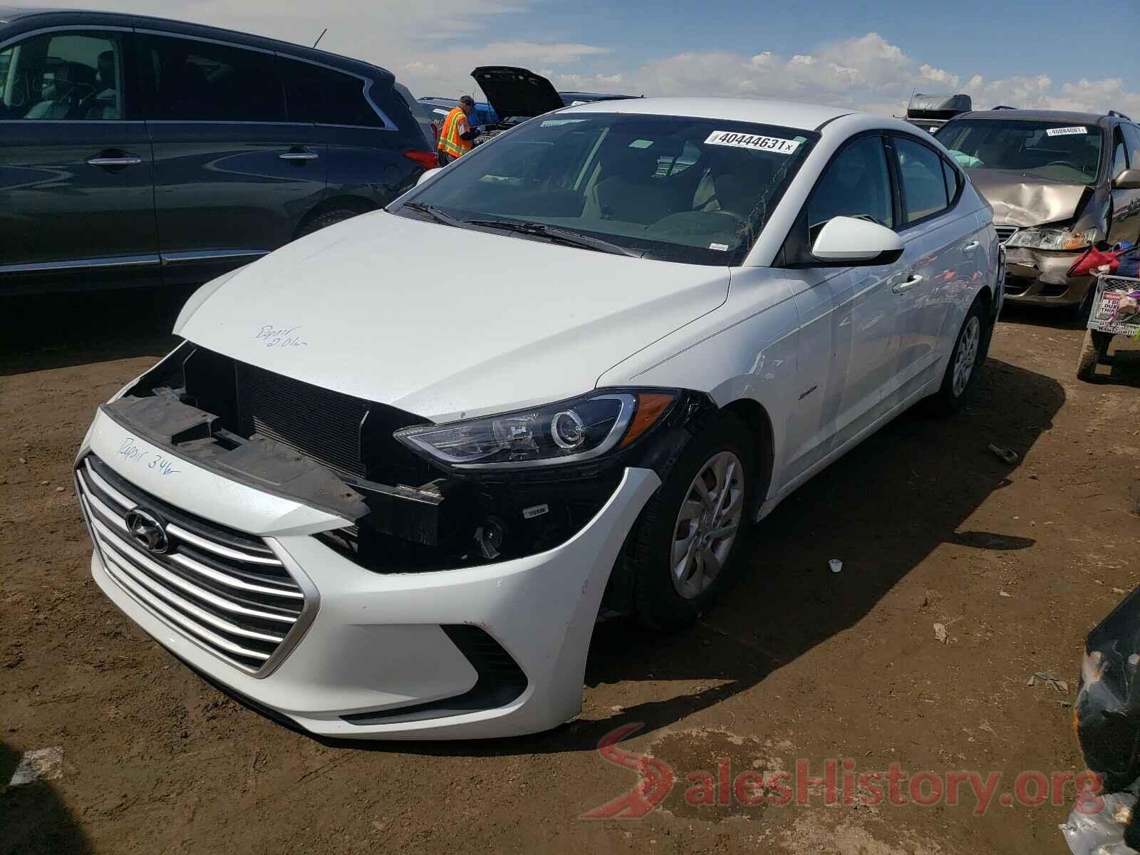 5NPD74LF8HH163014 2017 HYUNDAI ELANTRA