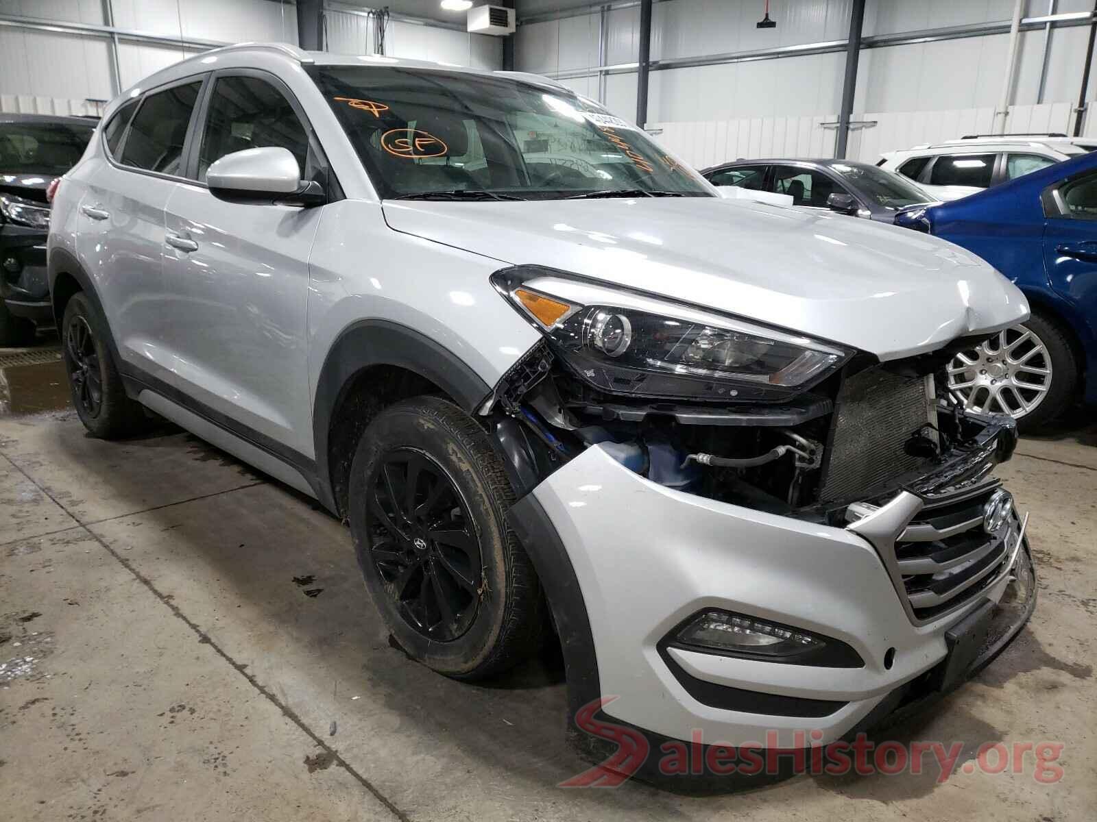 KM8J3CA48HU556054 2017 HYUNDAI TUCSON