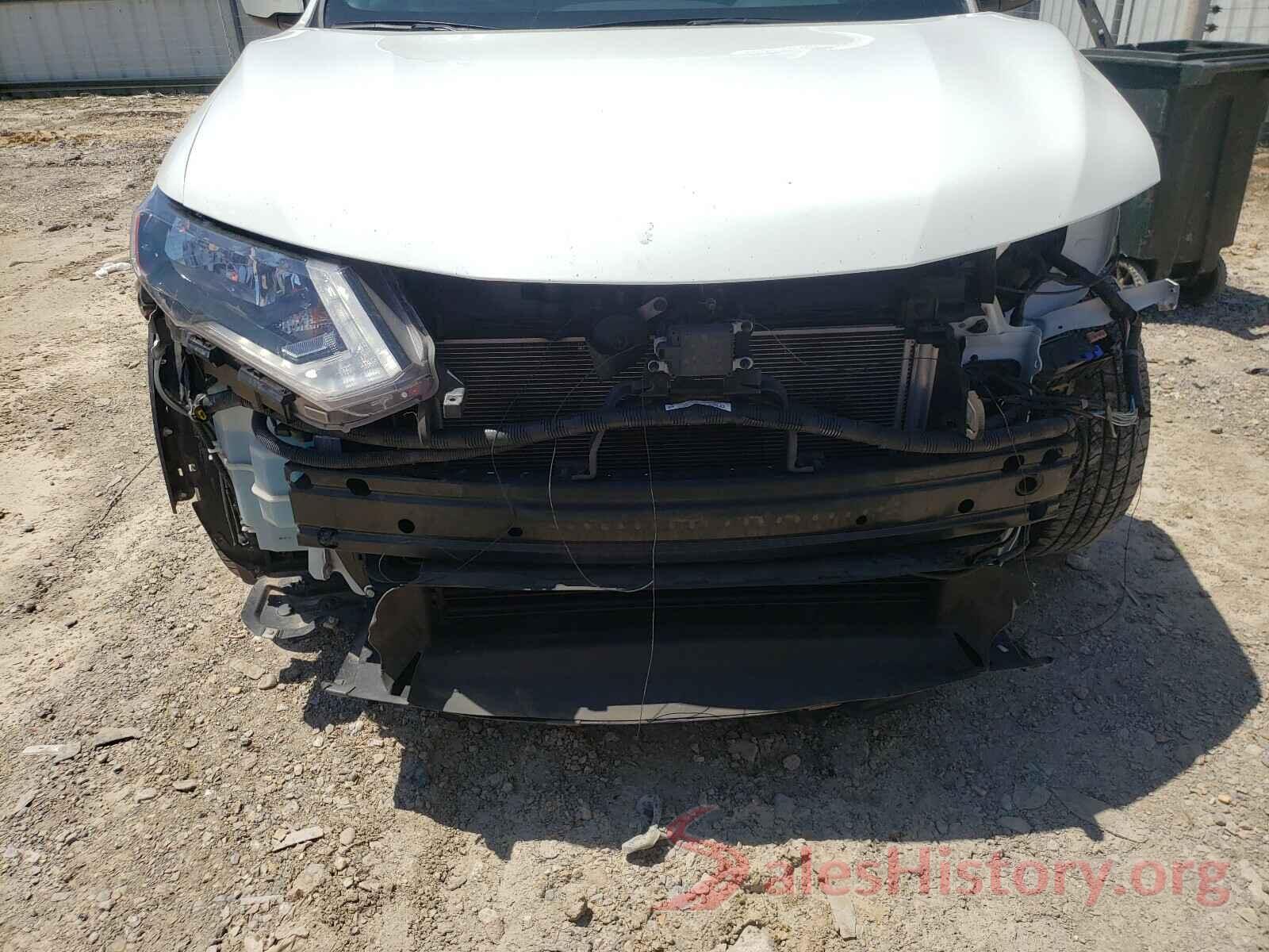 KNMAT2MT8JP553872 2018 NISSAN ROGUE