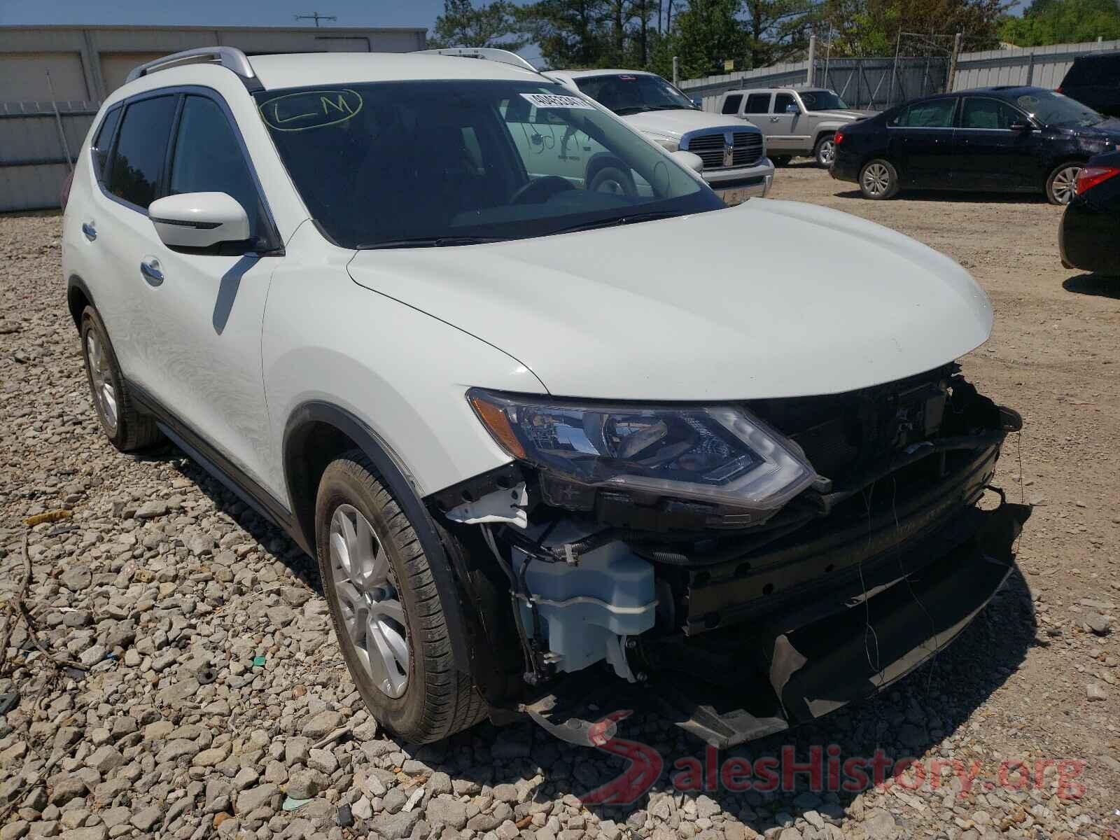 KNMAT2MT8JP553872 2018 NISSAN ROGUE