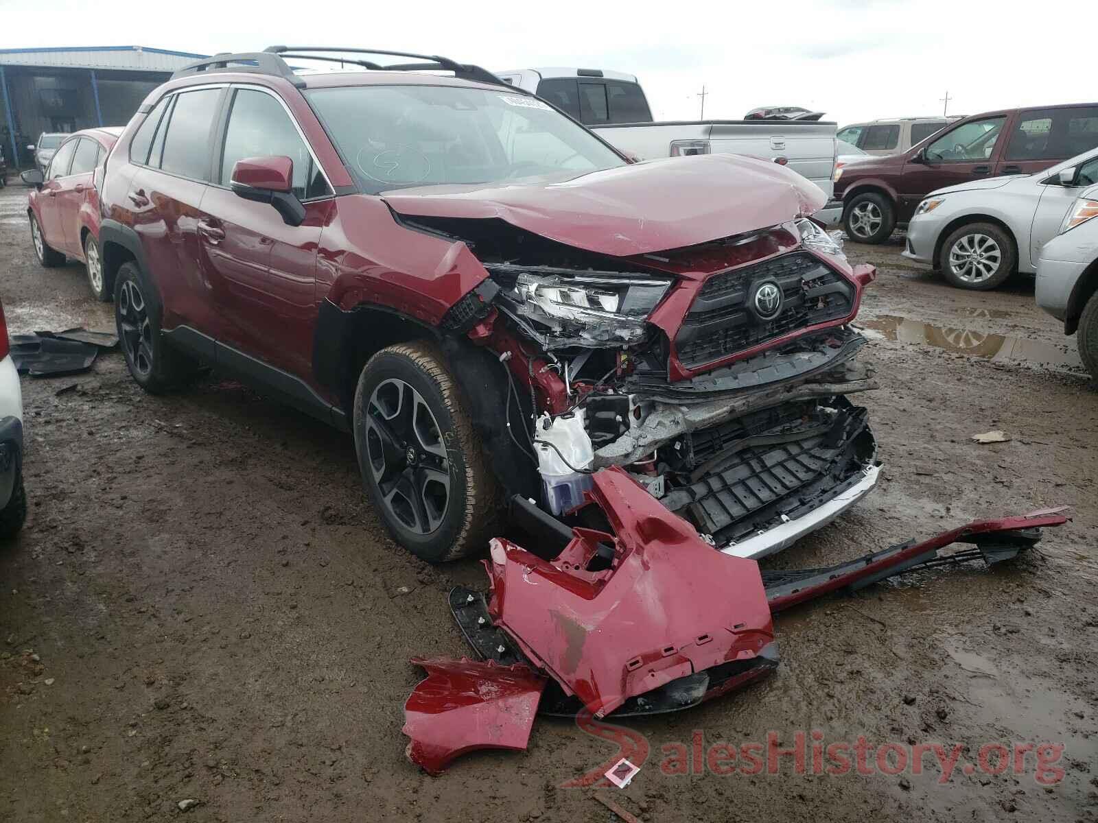 2T3J1RFVXKW003933 2019 TOYOTA RAV4