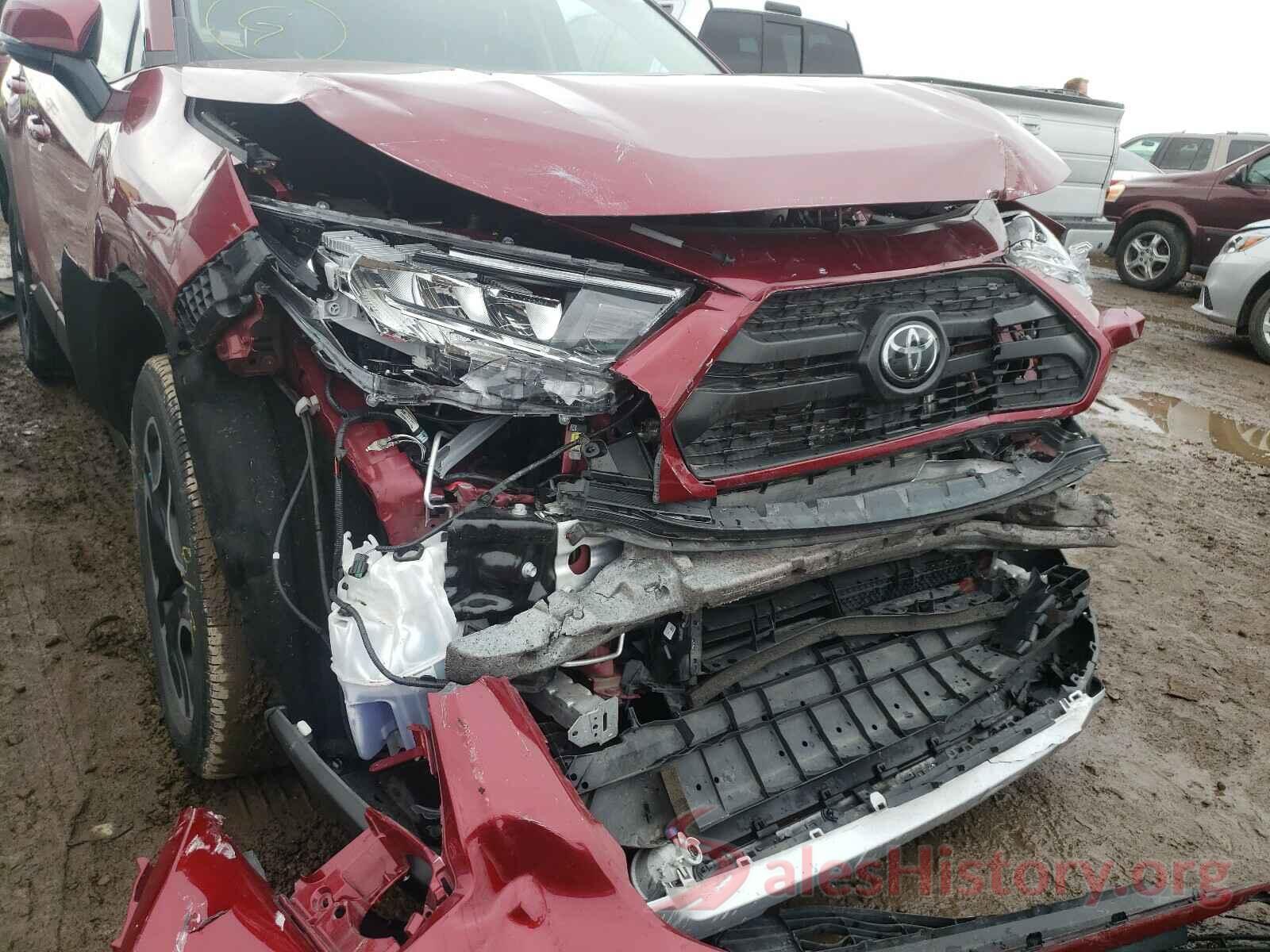 2T3J1RFVXKW003933 2019 TOYOTA RAV4