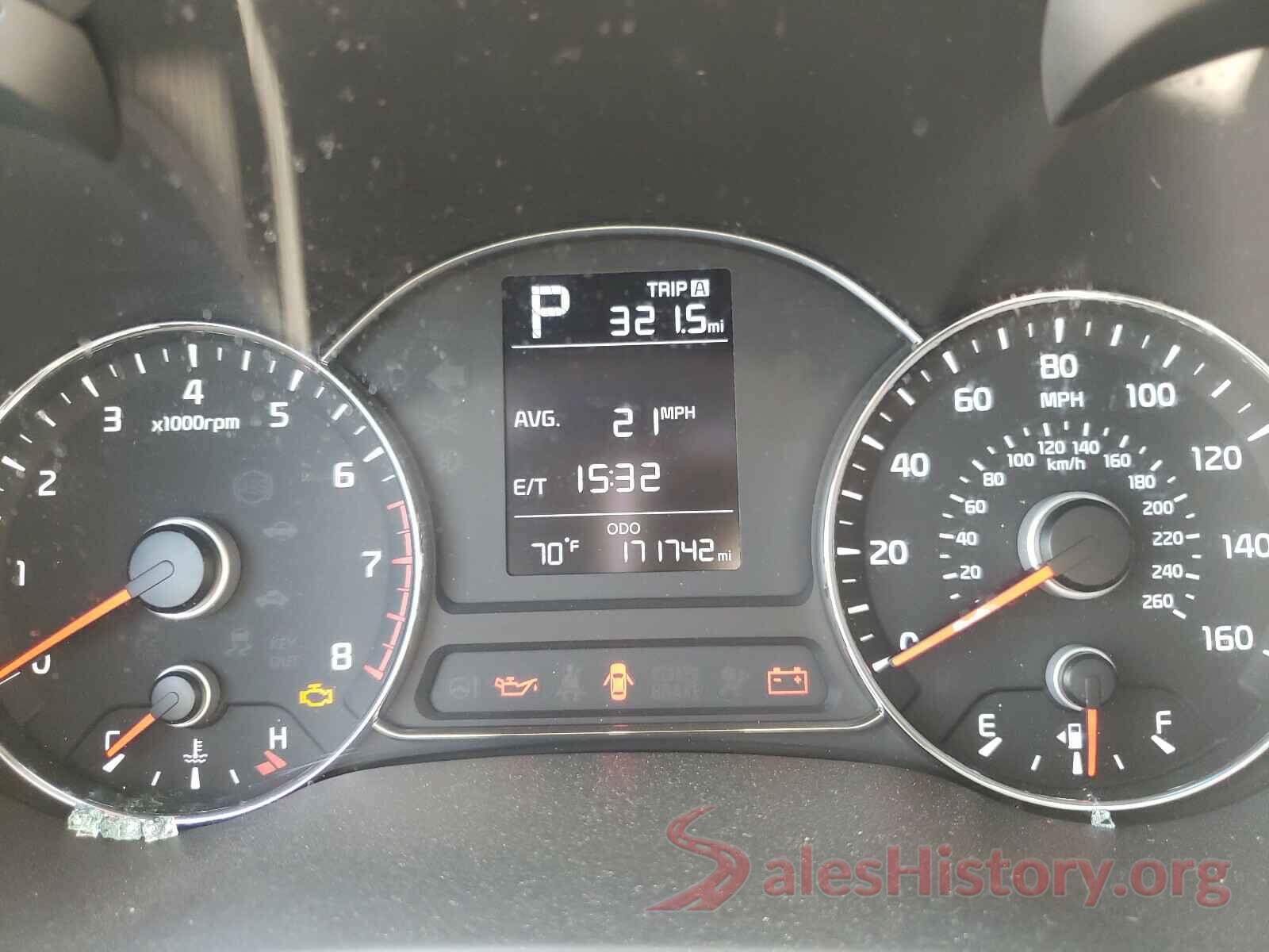 3KPFK4A78HE156832 2017 KIA FORTE