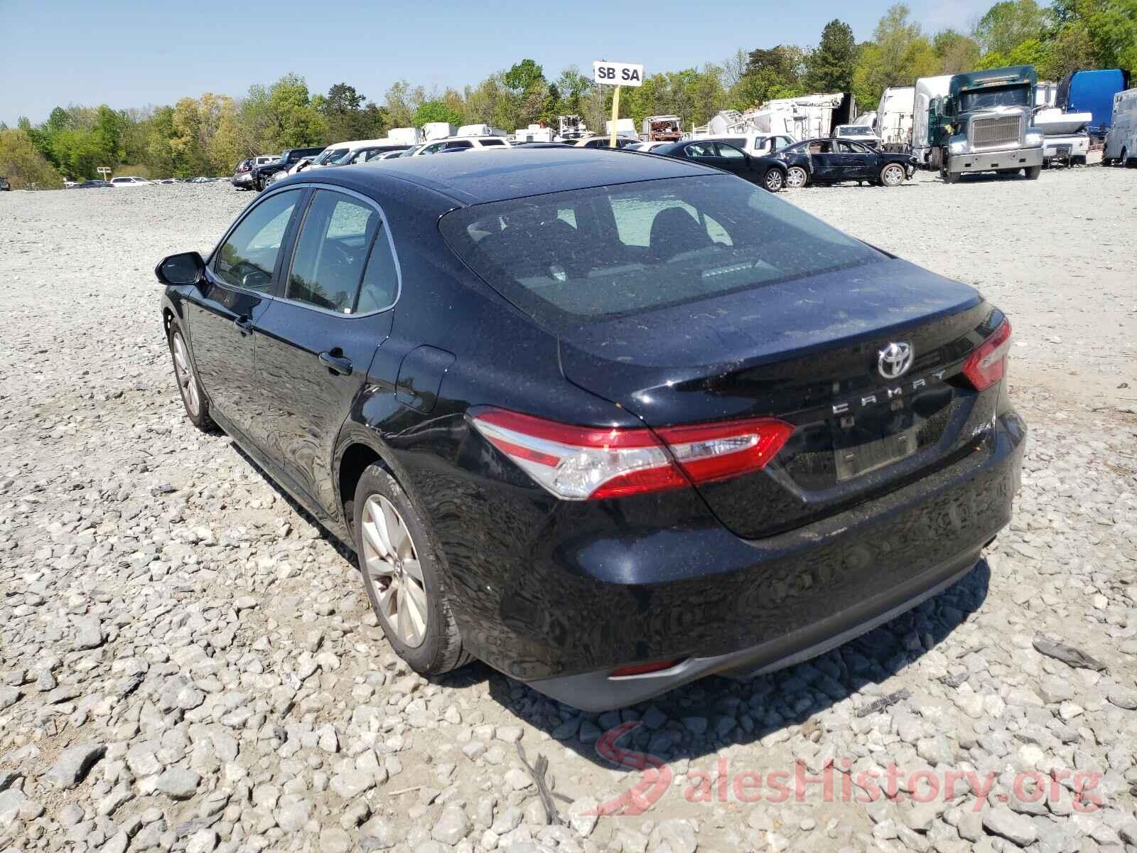 4T1B11HK2JU640007 2018 TOYOTA CAMRY