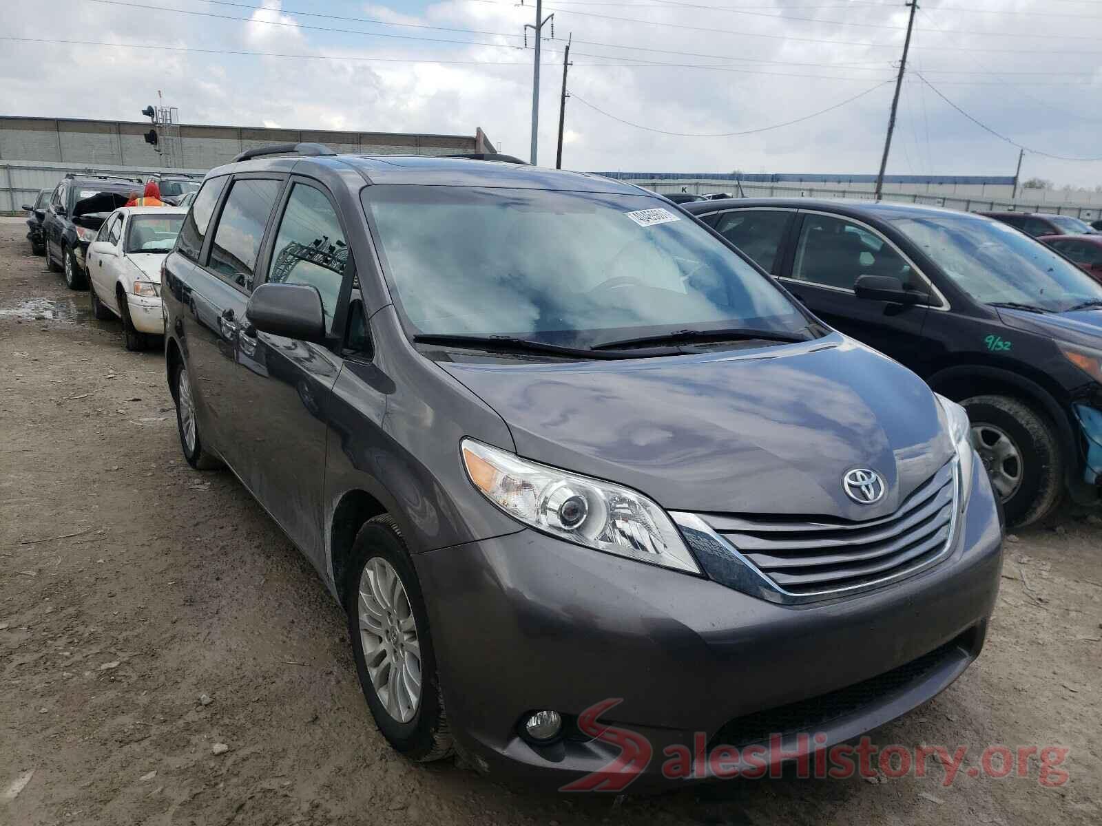 5TDYZ3DC8HS830099 2017 TOYOTA SIENNA