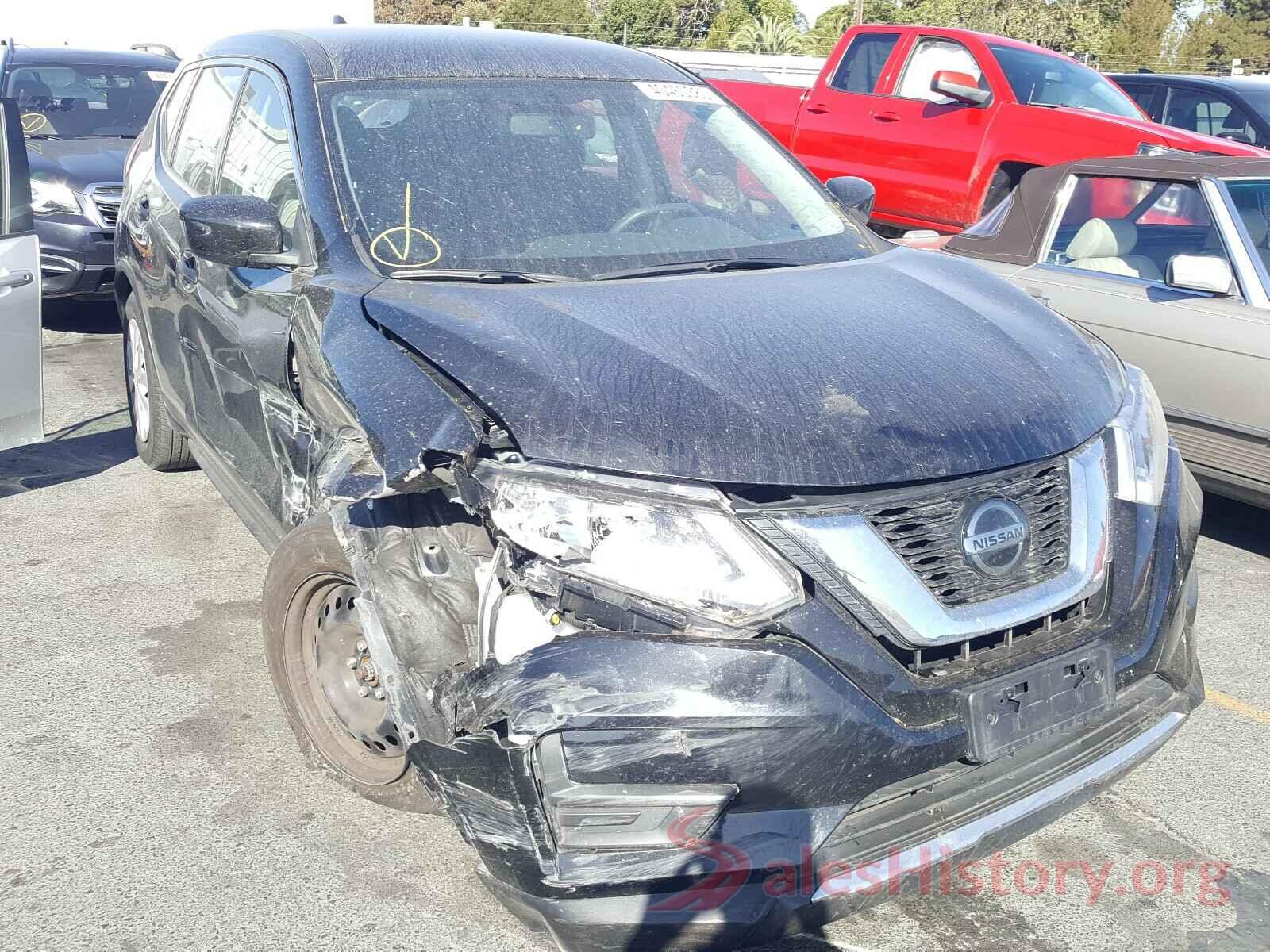 JN8AT2MT1JW459617 2018 NISSAN ROGUE