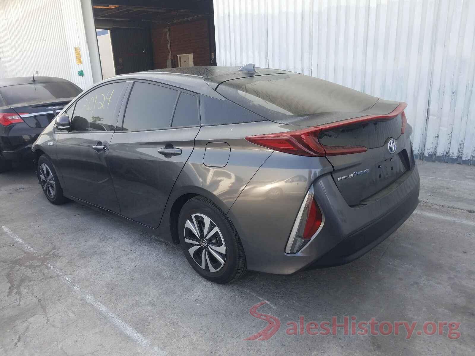 JTDKARFP1J3083372 2018 TOYOTA PRIUS