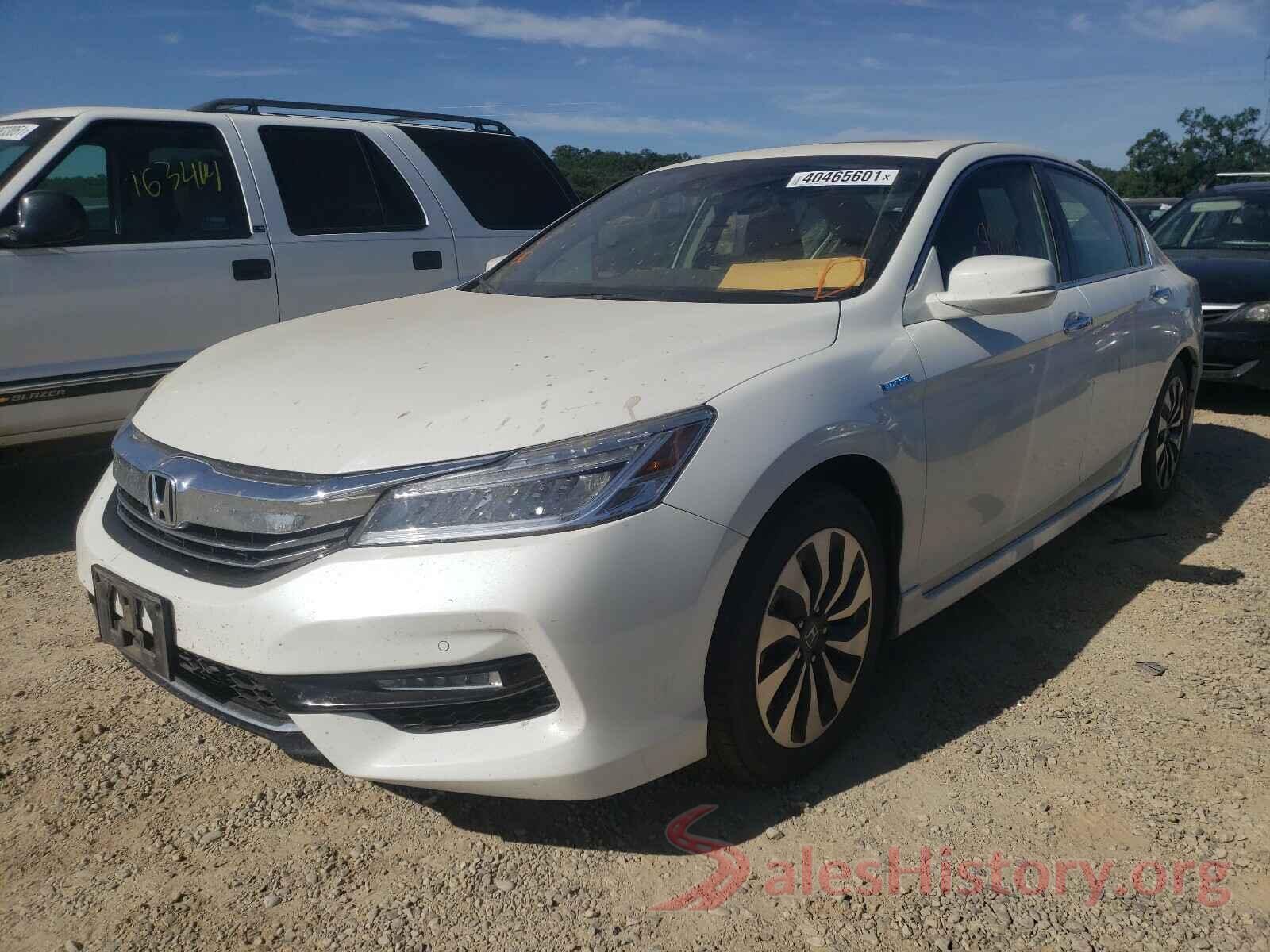 JHMCR6F76HC009062 2017 HONDA ACCORD