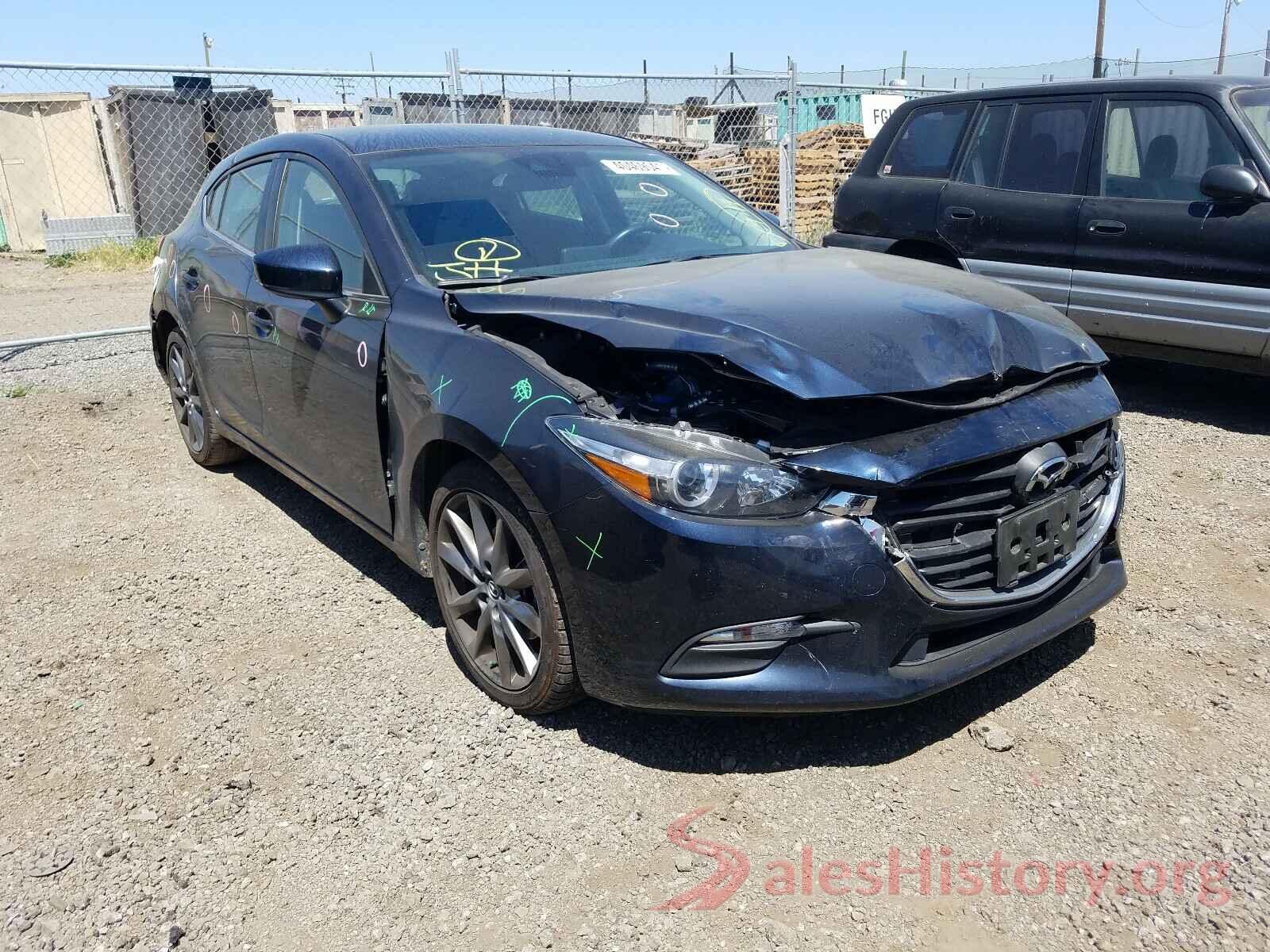 3MZBN1L32JM192152 2018 MAZDA 3