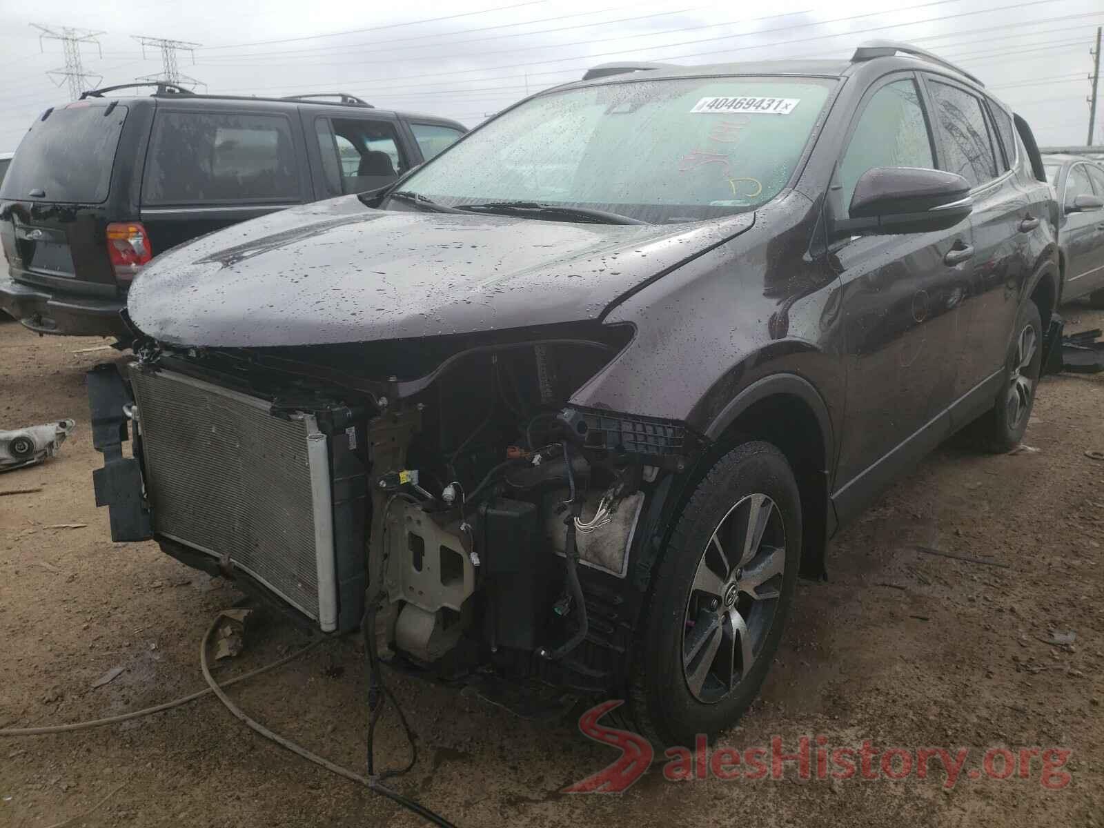 2T3RFREV9HW665632 2017 TOYOTA RAV4