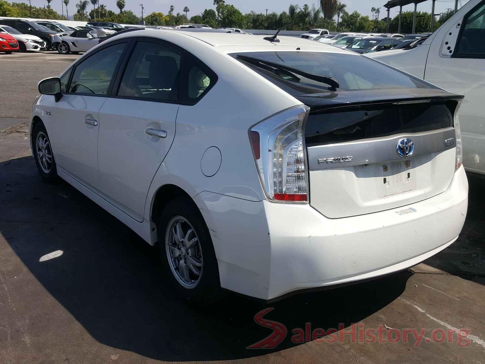 JTDKN3DP1F3075171 2015 TOYOTA PRIUS