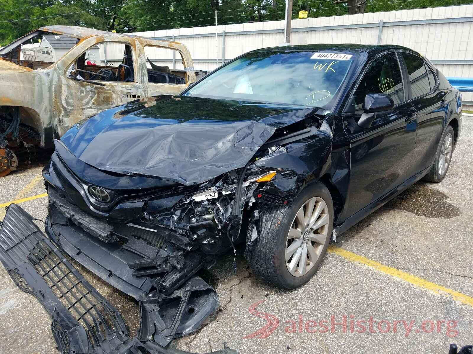 4T1B11HK5JU614209 2018 TOYOTA CAMRY