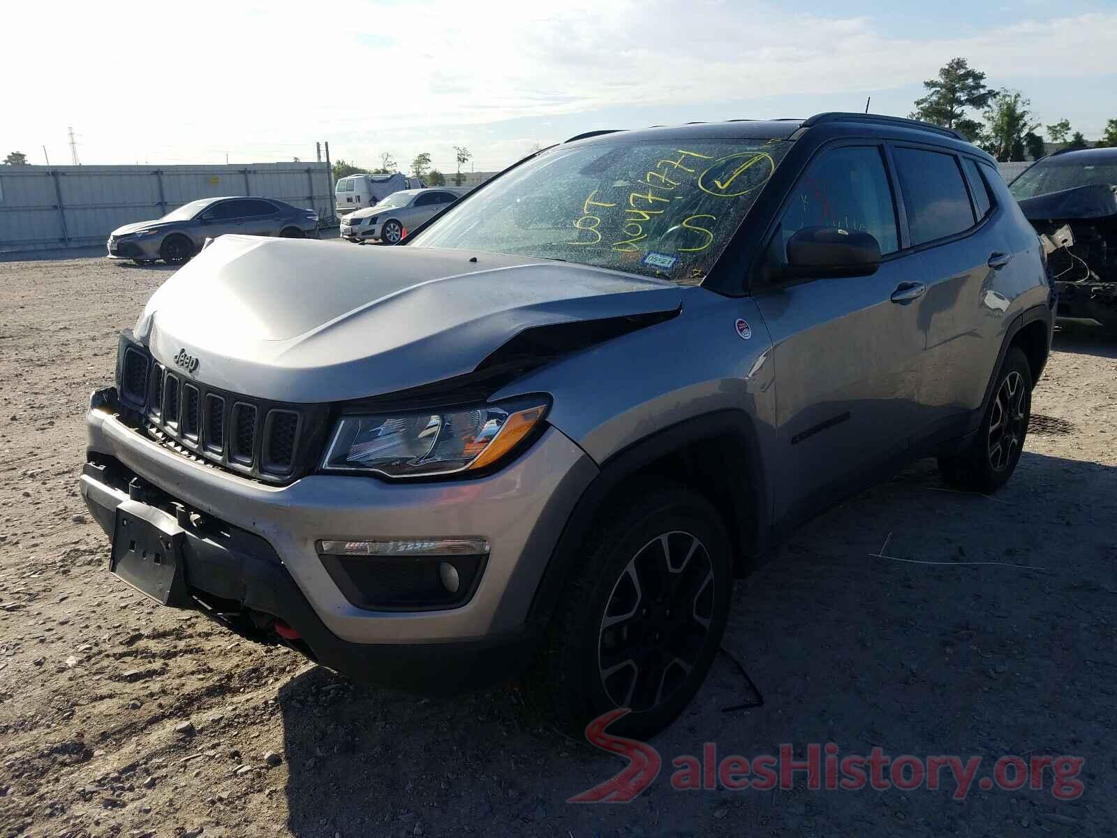 3C4NJDDB8KT739967 2019 JEEP COMPASS