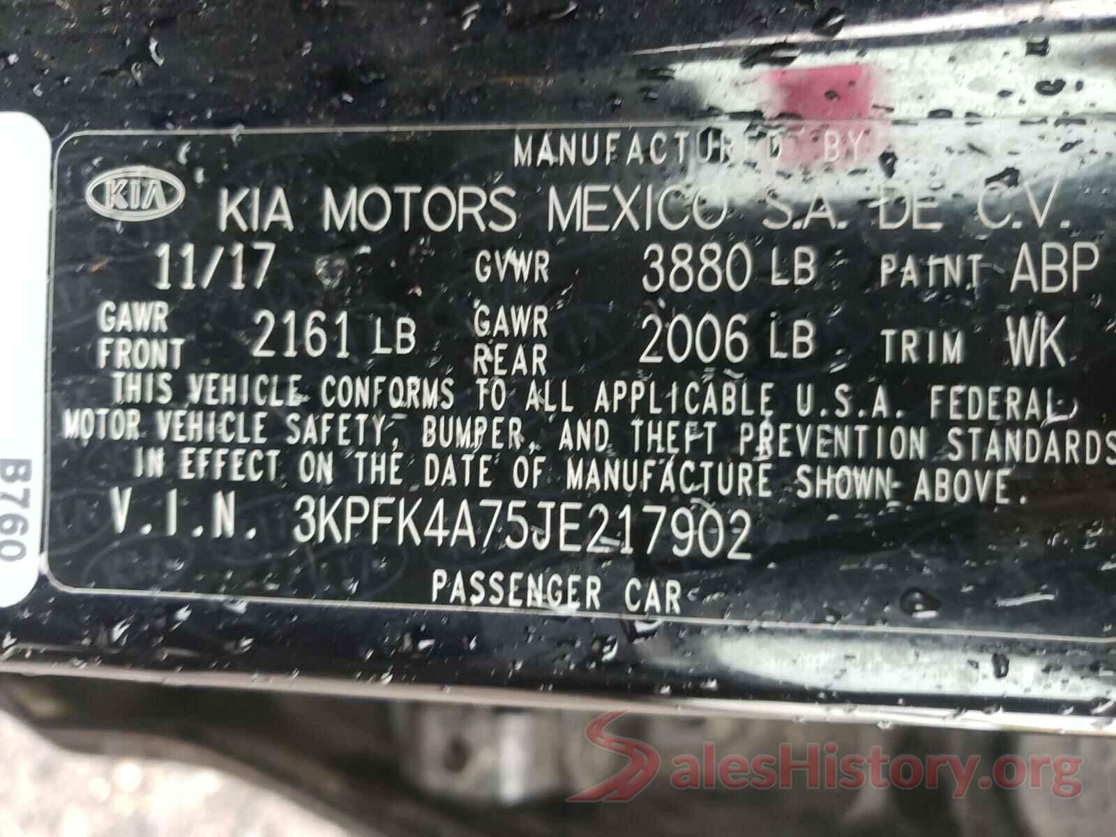 3KPFK4A75JE217902 2018 KIA FORTE