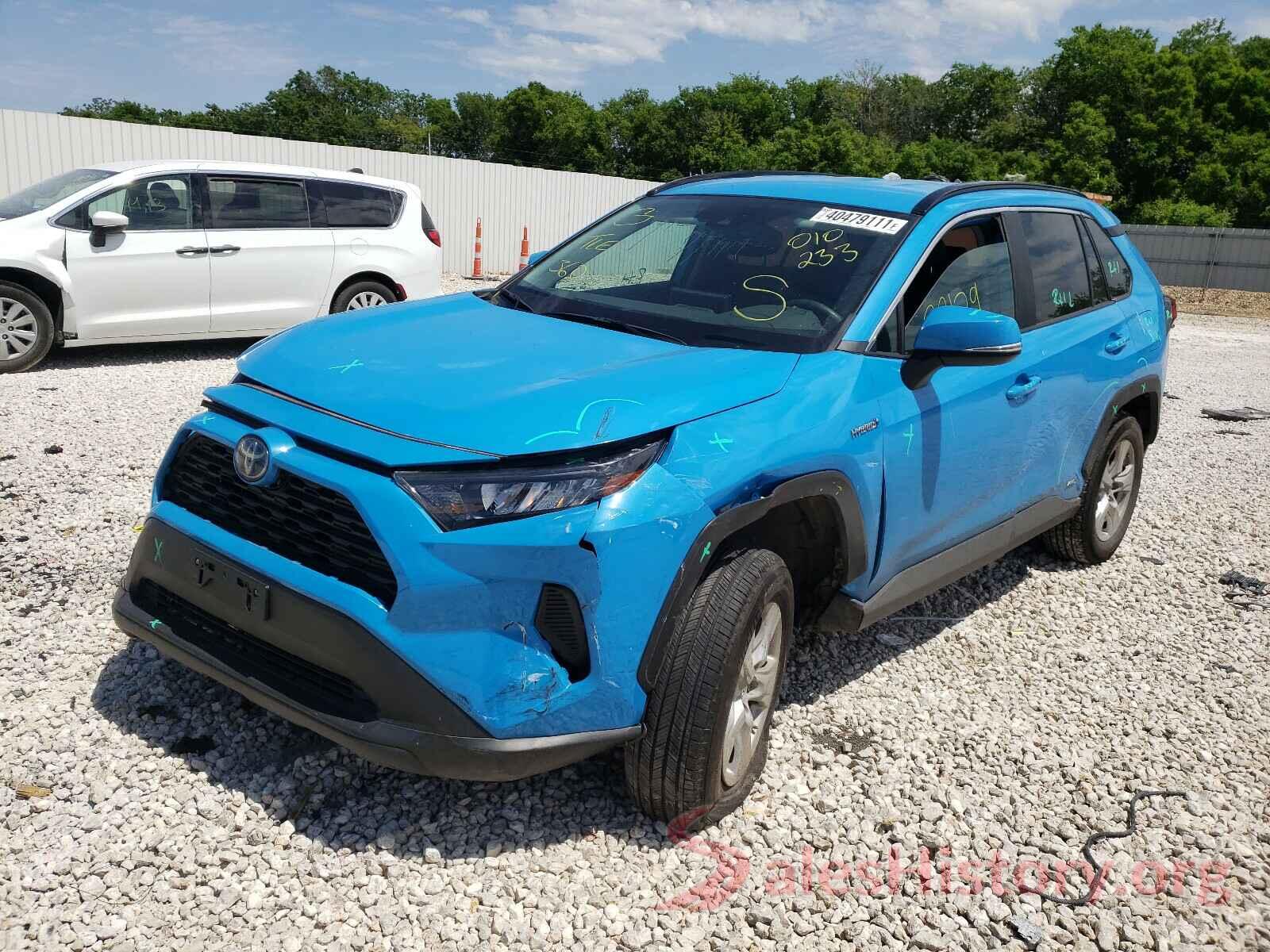 2T3MWRFV8KW010233 2019 TOYOTA RAV4